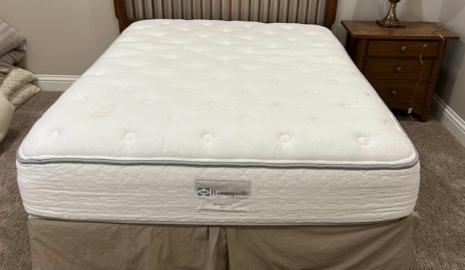 Photo 1 of SEALY POSTUREPEDIC BARRYTON PLUSH QUEEN MATTRESS ( ALL ELSE SOLD SEPARATELY)