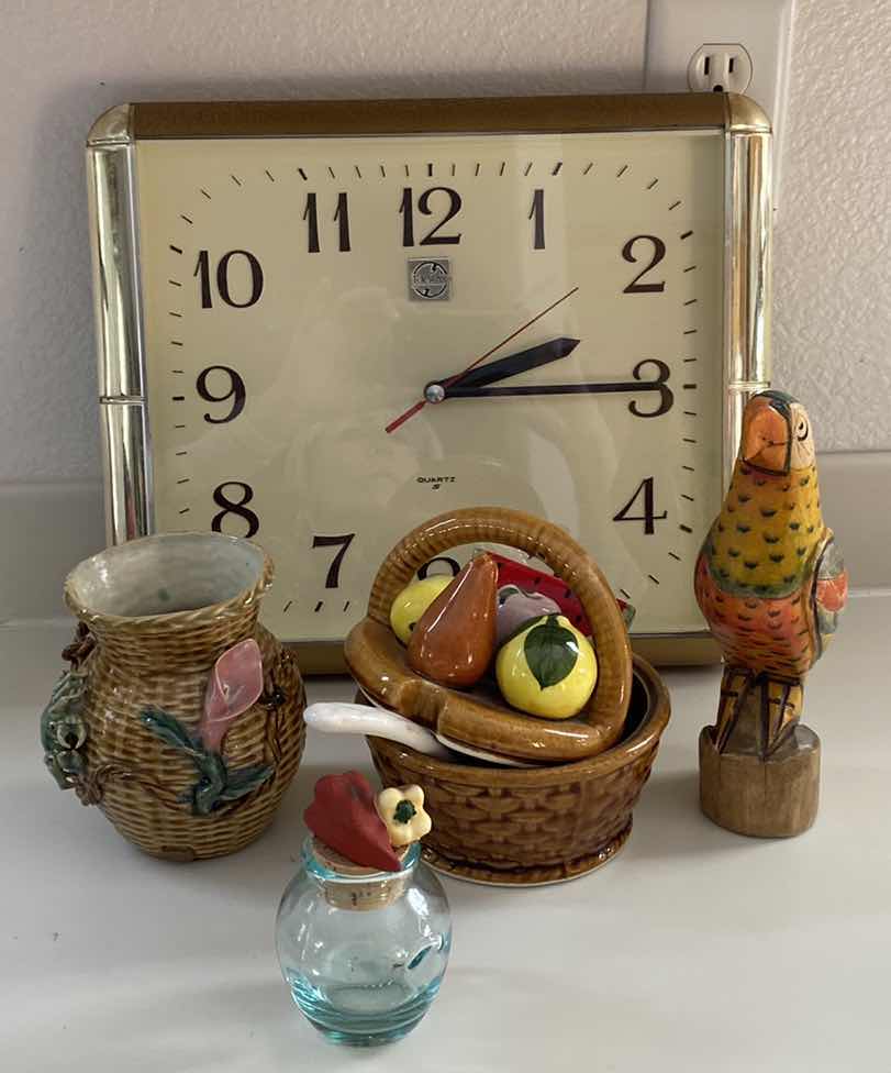 Photo 1 of TELSONIC CLOCK AND HOME DECOR