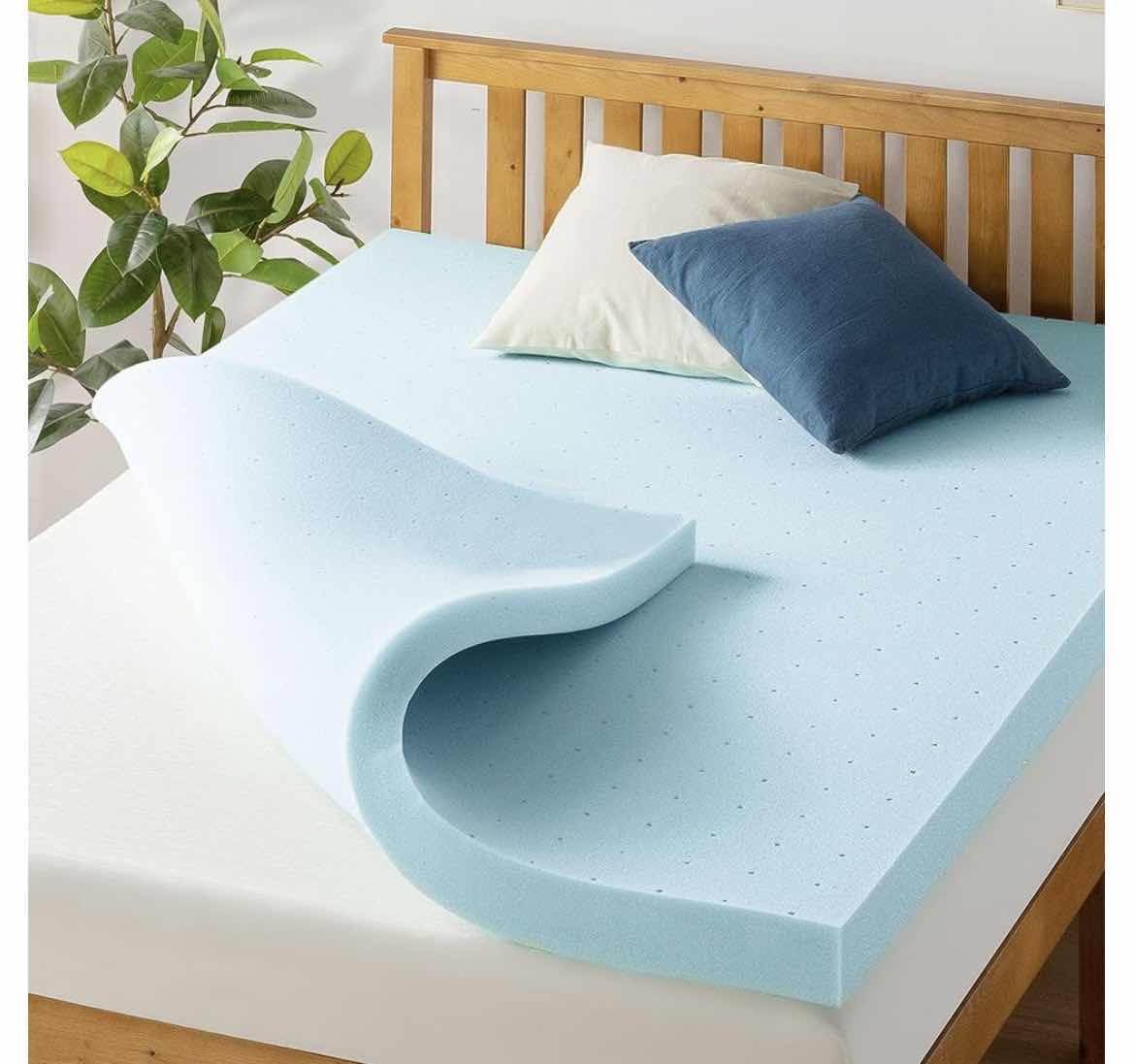 Photo 1 of NEW 4” VENTILATED GEL MEMORY FOAM TOPPER KING