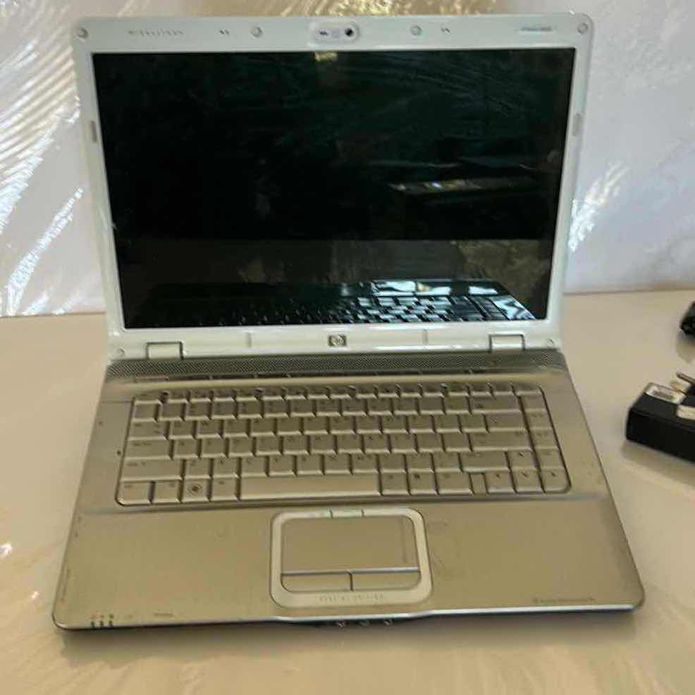 Photo 4 of HP PAVILION NOTEBOOK PC