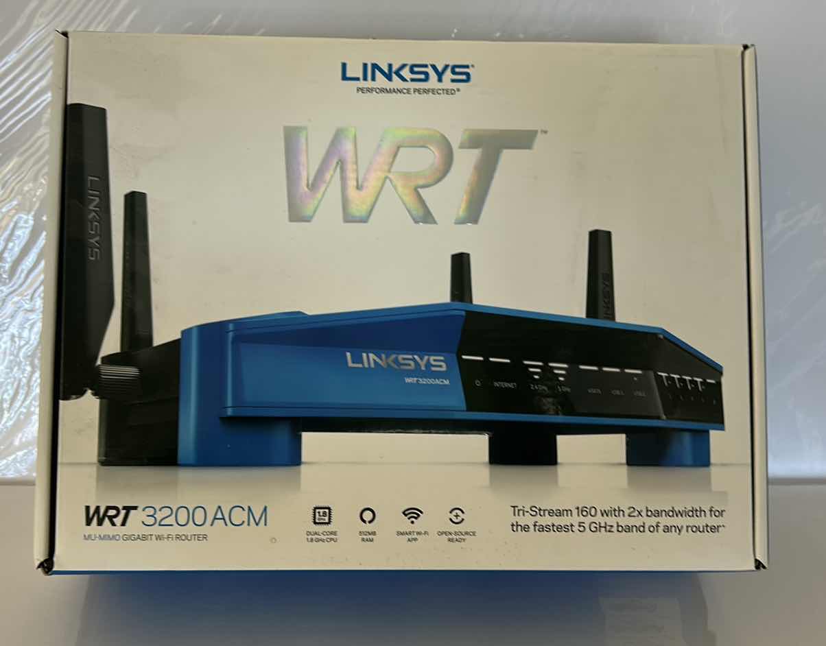 Photo 1 of NEE LINKSYS PERFORMANCE PERFECTED WRT 3200 ACM
