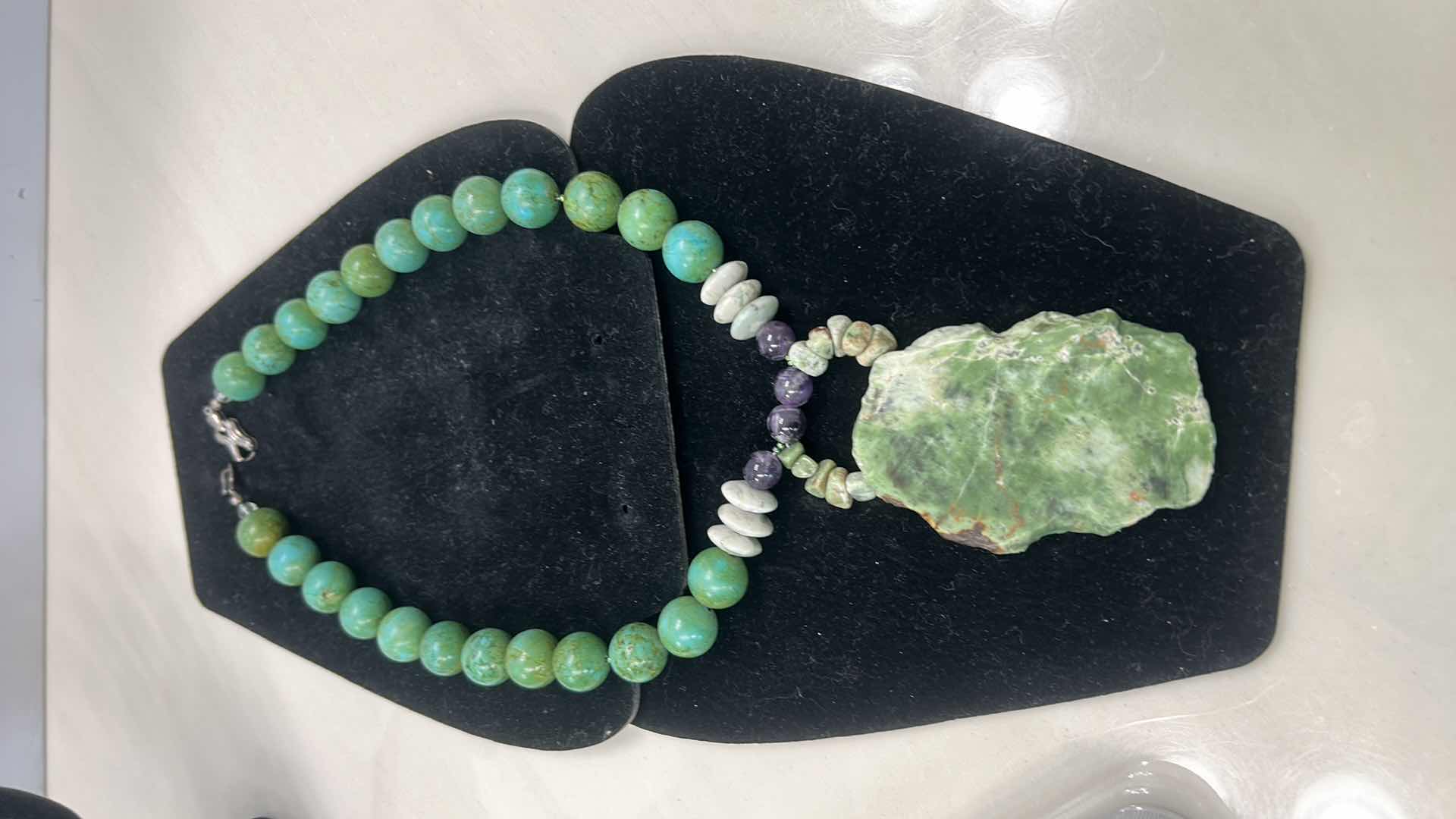 Photo 2 of STUNNING STONE NECKLACE, JADE MEASURES 2 1/4” x 3 1/4” ROUND 1/2” CHRYSOPRASE BEADS