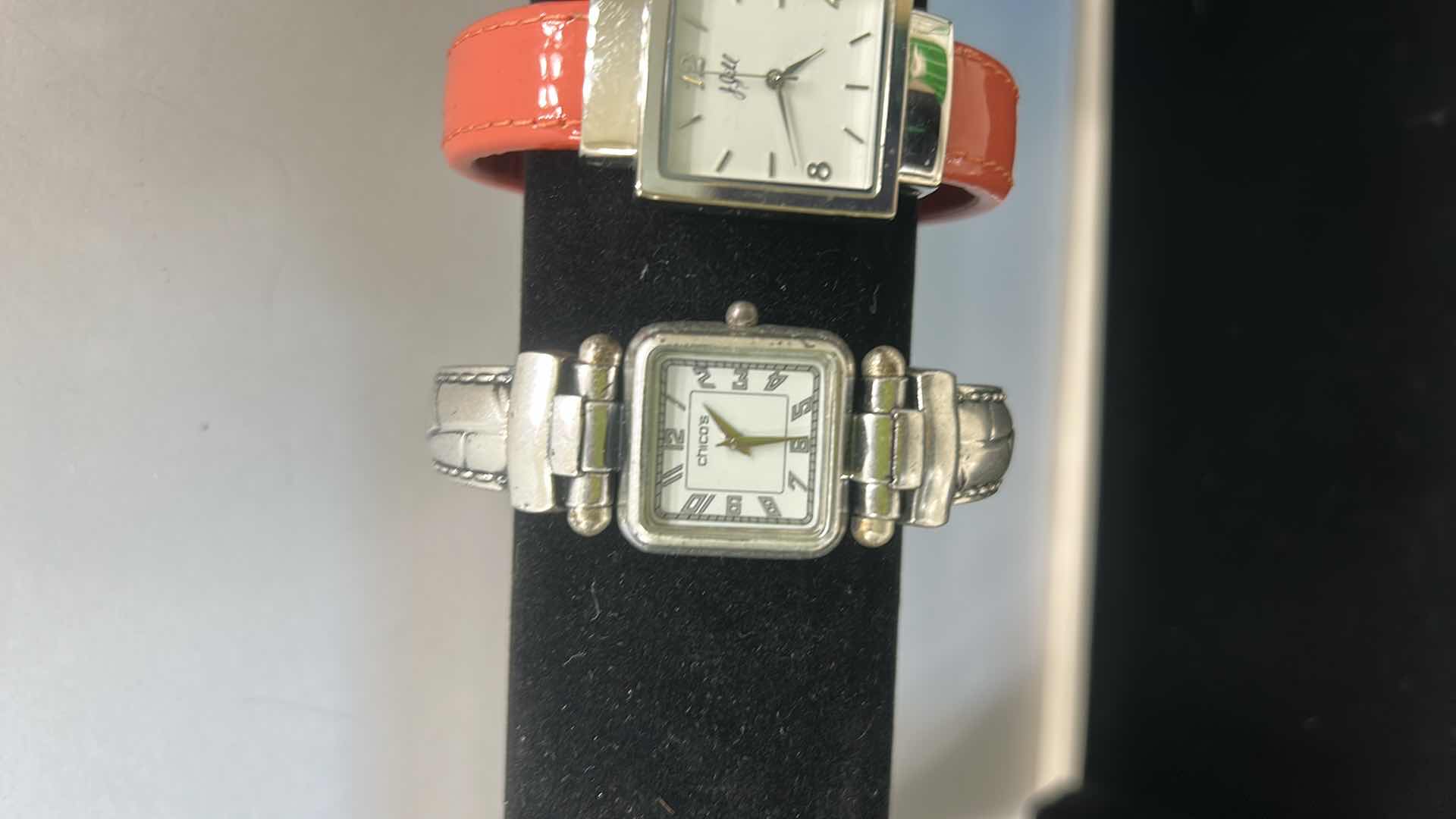 Photo 2 of 3 WOMENS FASHION WATCHES