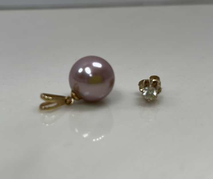 Photo 7 of 14K PENDANT WITH ROSE COLORED PEARL AND 14K STUD EARRING WITH DIAMOND