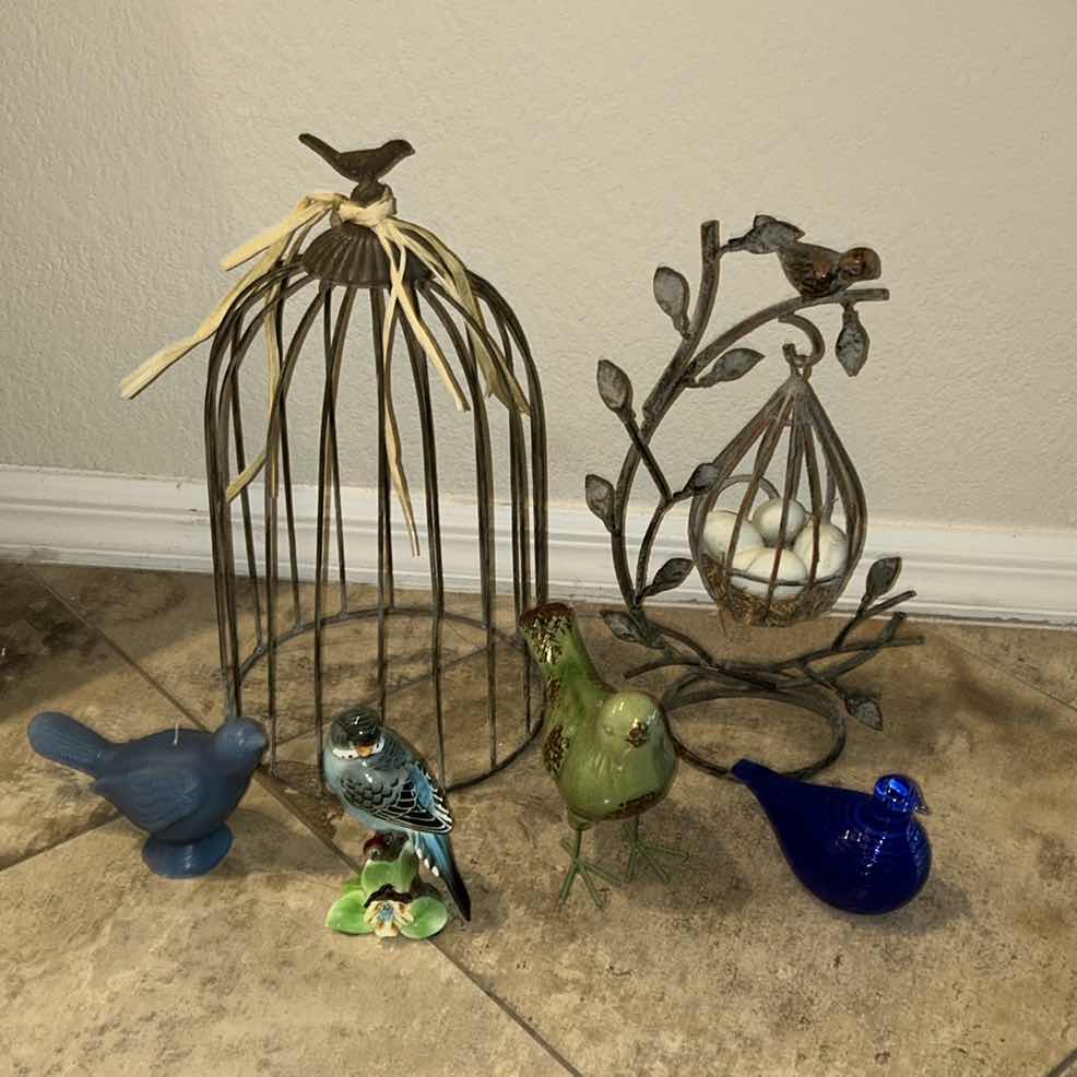 Photo 1 of BIRD DECOR