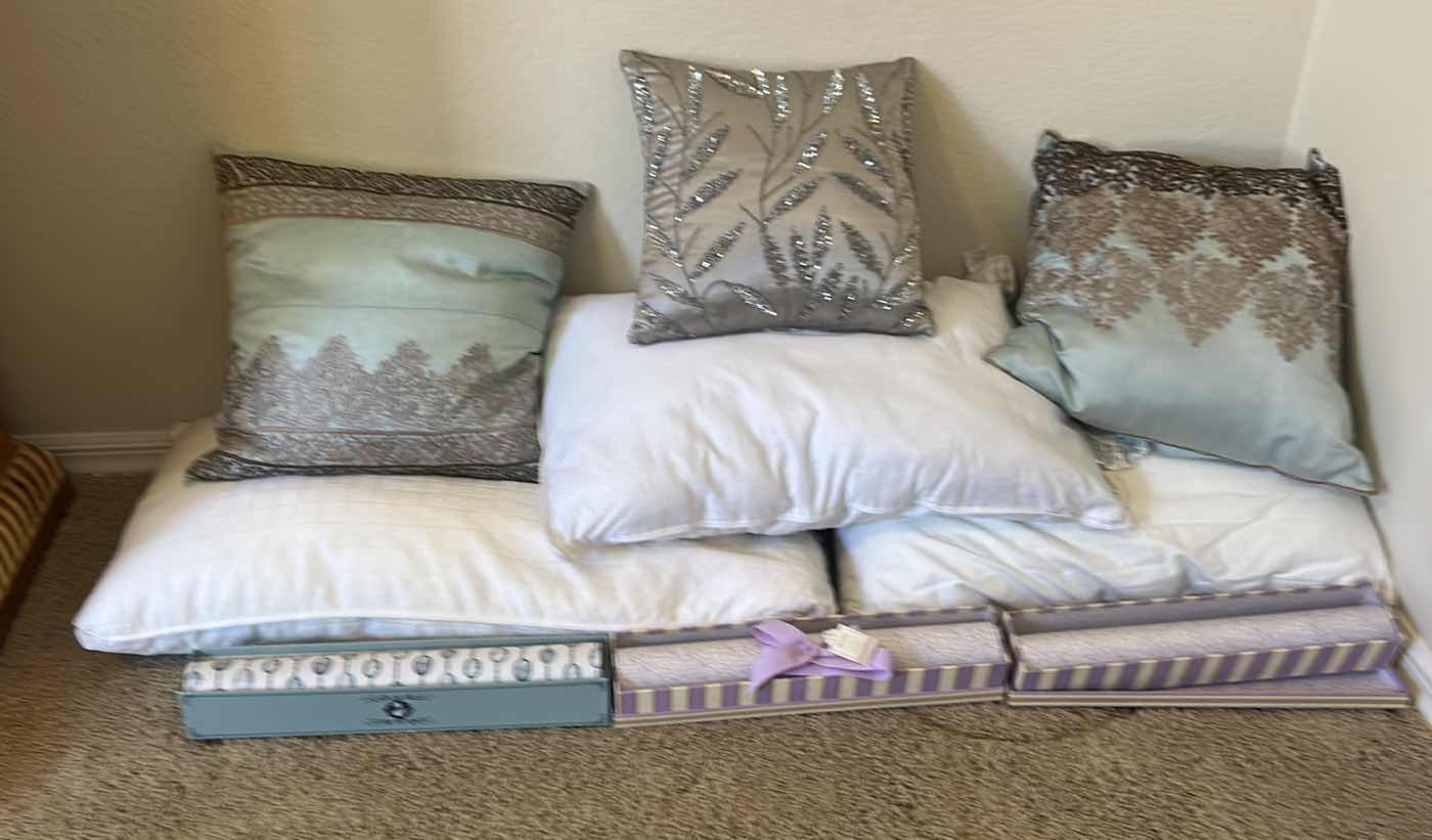 Photo 1 of PILLOW ASSORTMENT AND 3 NEW DRAWER LINERS