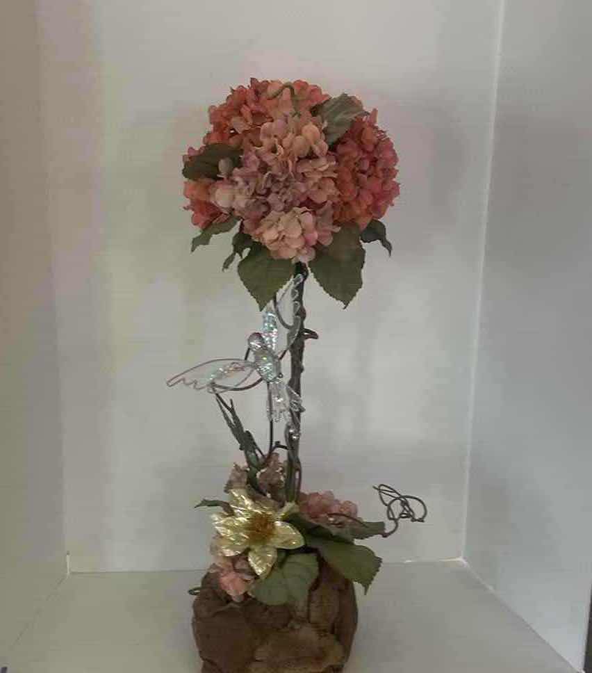 Photo 2 of FAUX FLORAL ARRANGEMENT  H 29”