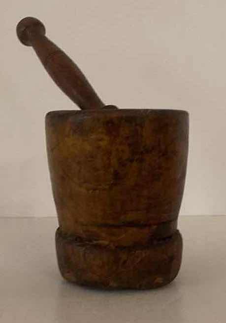 Photo 2 of ANTIQUE MORTAR H  4 1/2" &  PESTLE