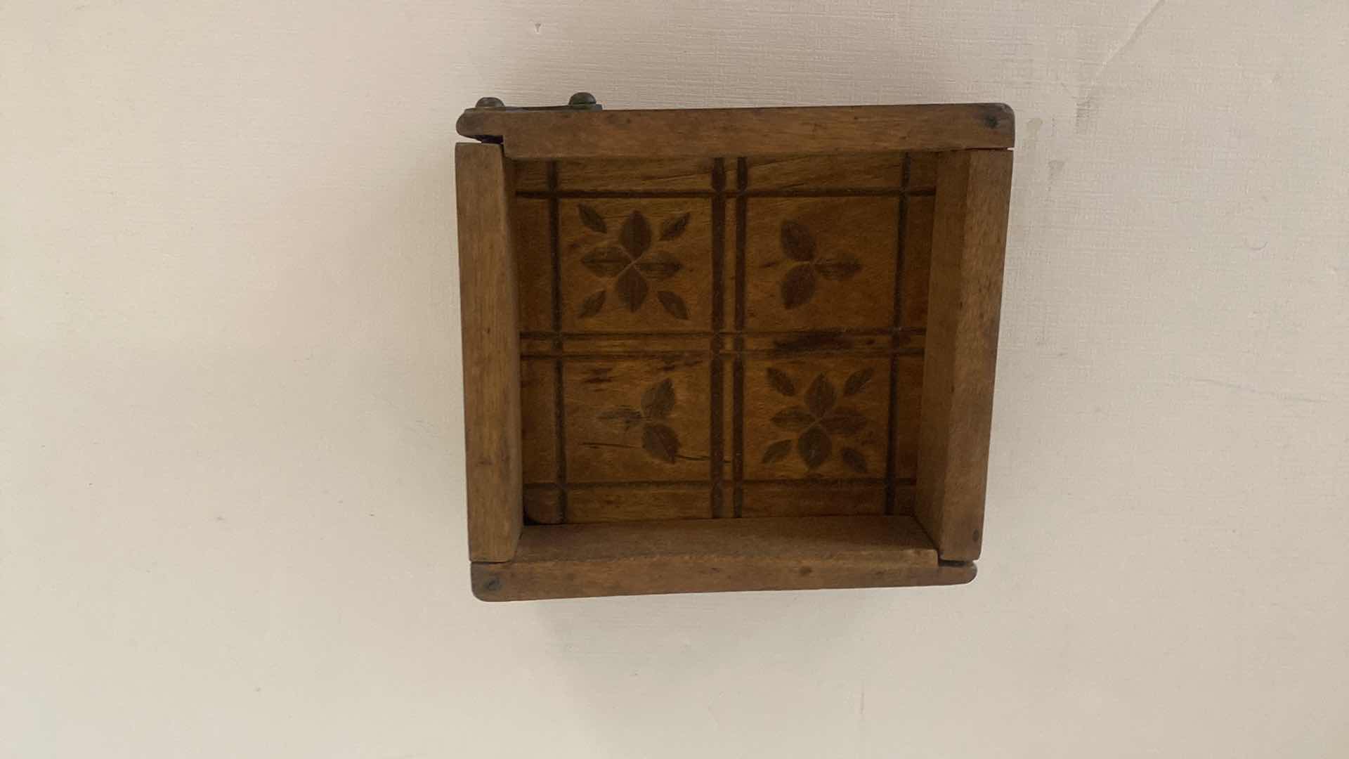 Photo 2 of COLLAPSABLE WOODEN ANTIQUE RECTANGULAR BUTTER MOLD