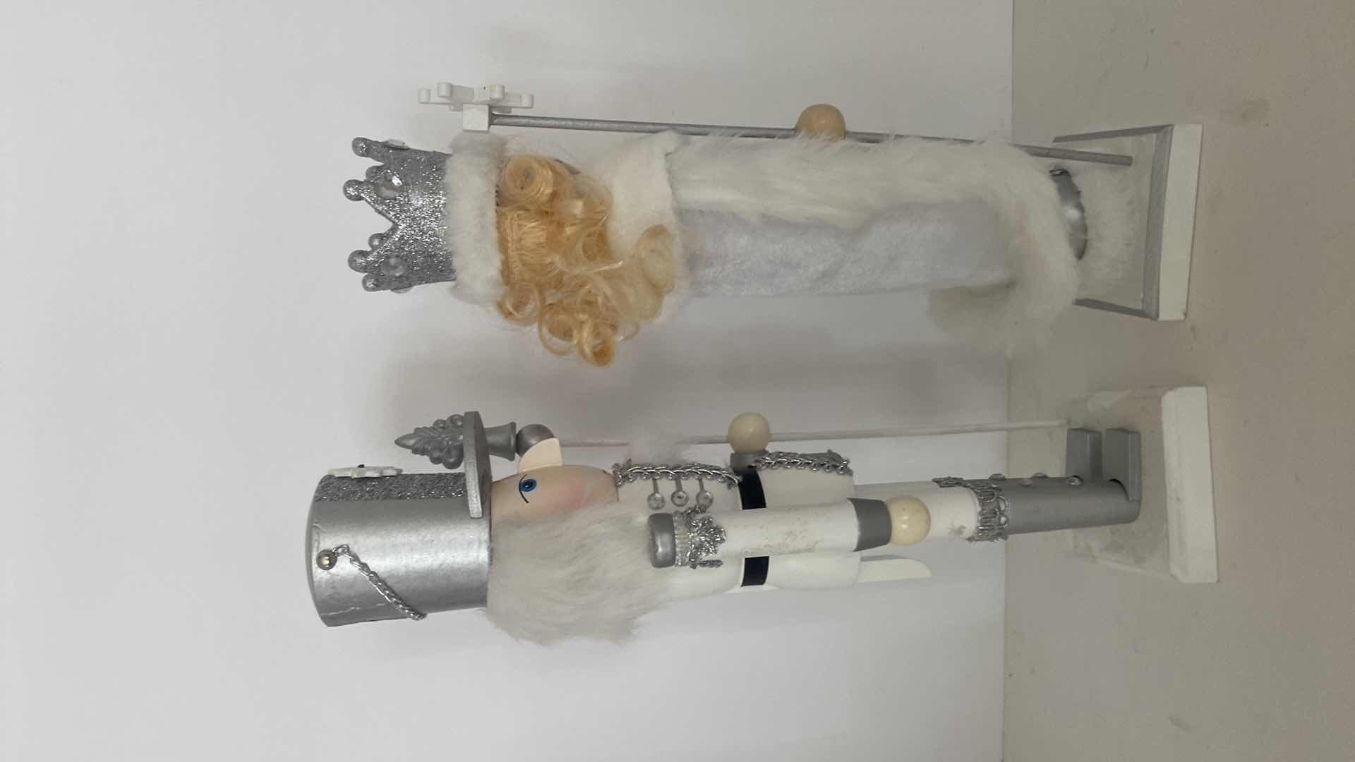 Photo 4 of KUNG & QUEEN NUTCRACKERS H14”