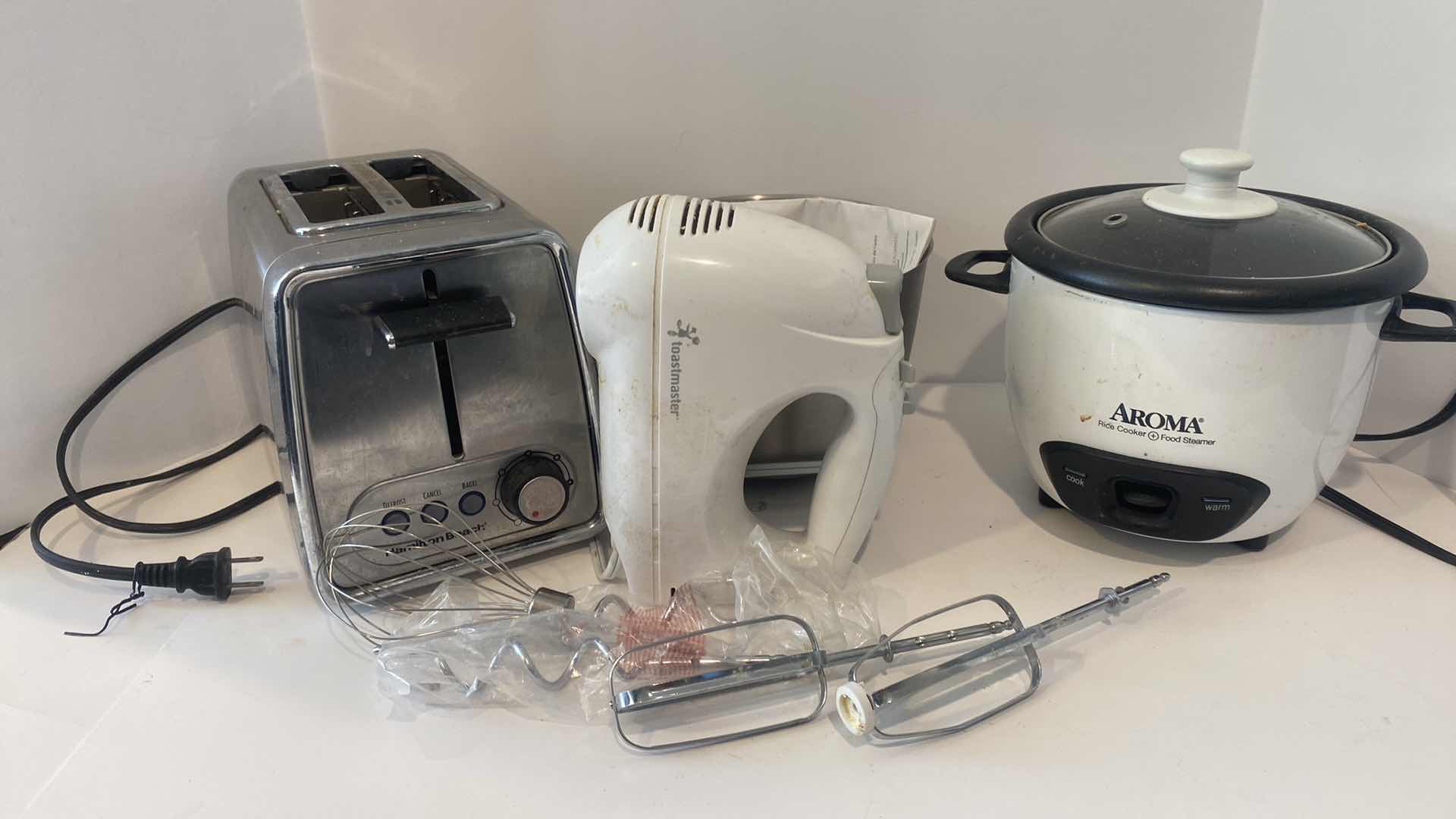 Photo 1 of TOASTER HANDMXER & RICE COOKER