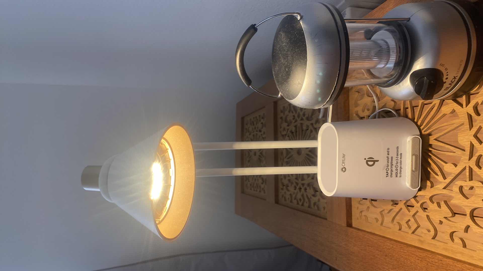 Photo 1 of LAMP WITH 3 BRIGHTNESS OPTIONS H18” & EMERGENCY LANTERN