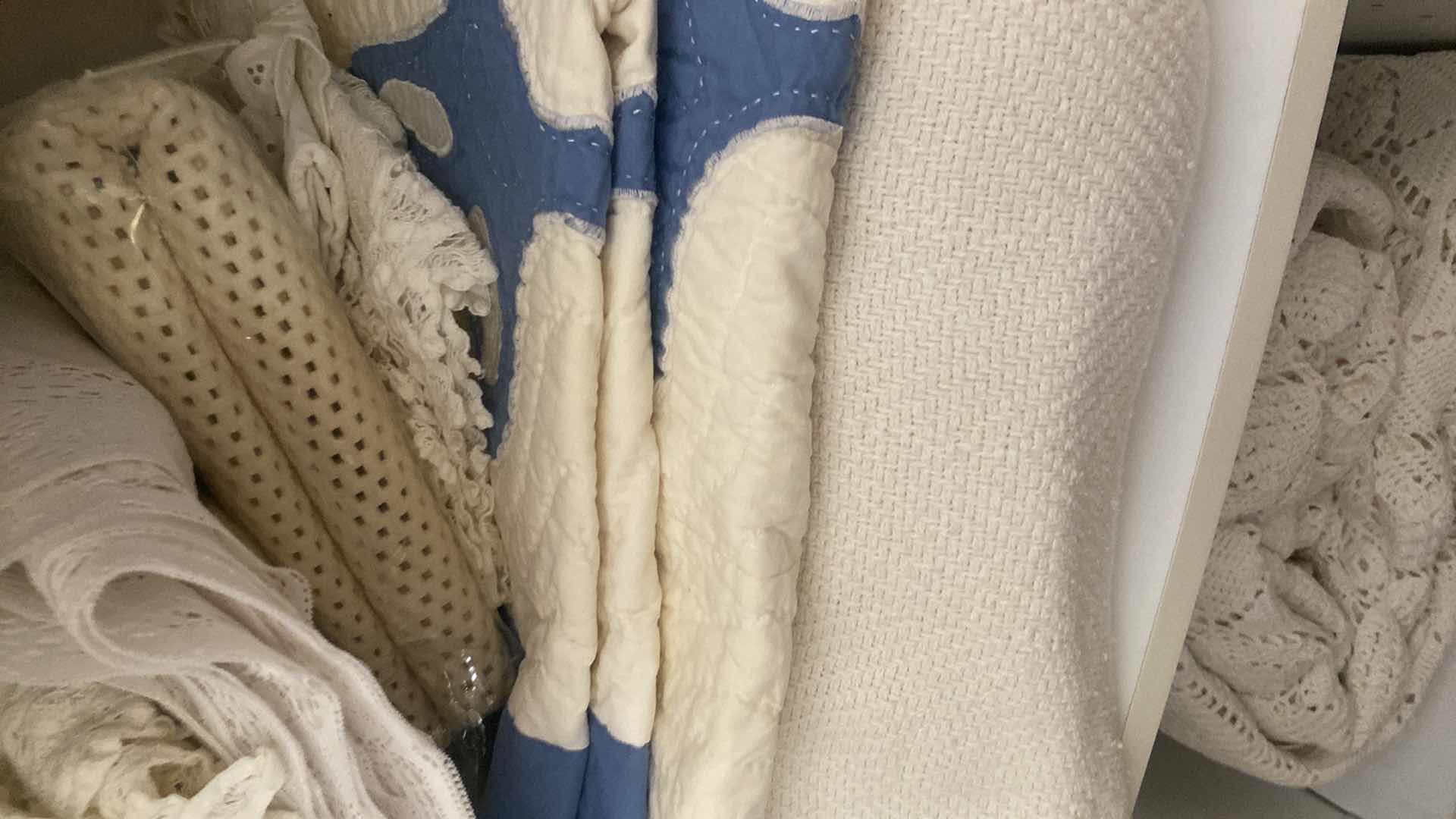 Photo 1 of 5 - SHELFS LINENS - PILLOWS, AIR BED & BLANKETS QUILTS
