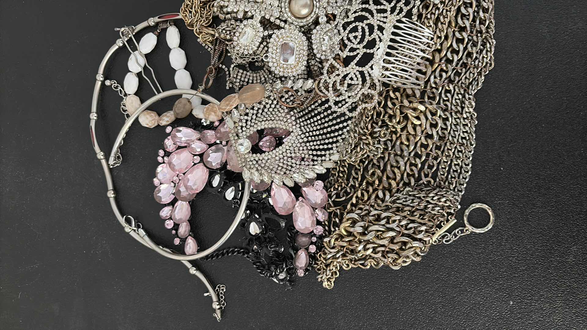 Photo 1 of COSTUME JEWELRY PIECES