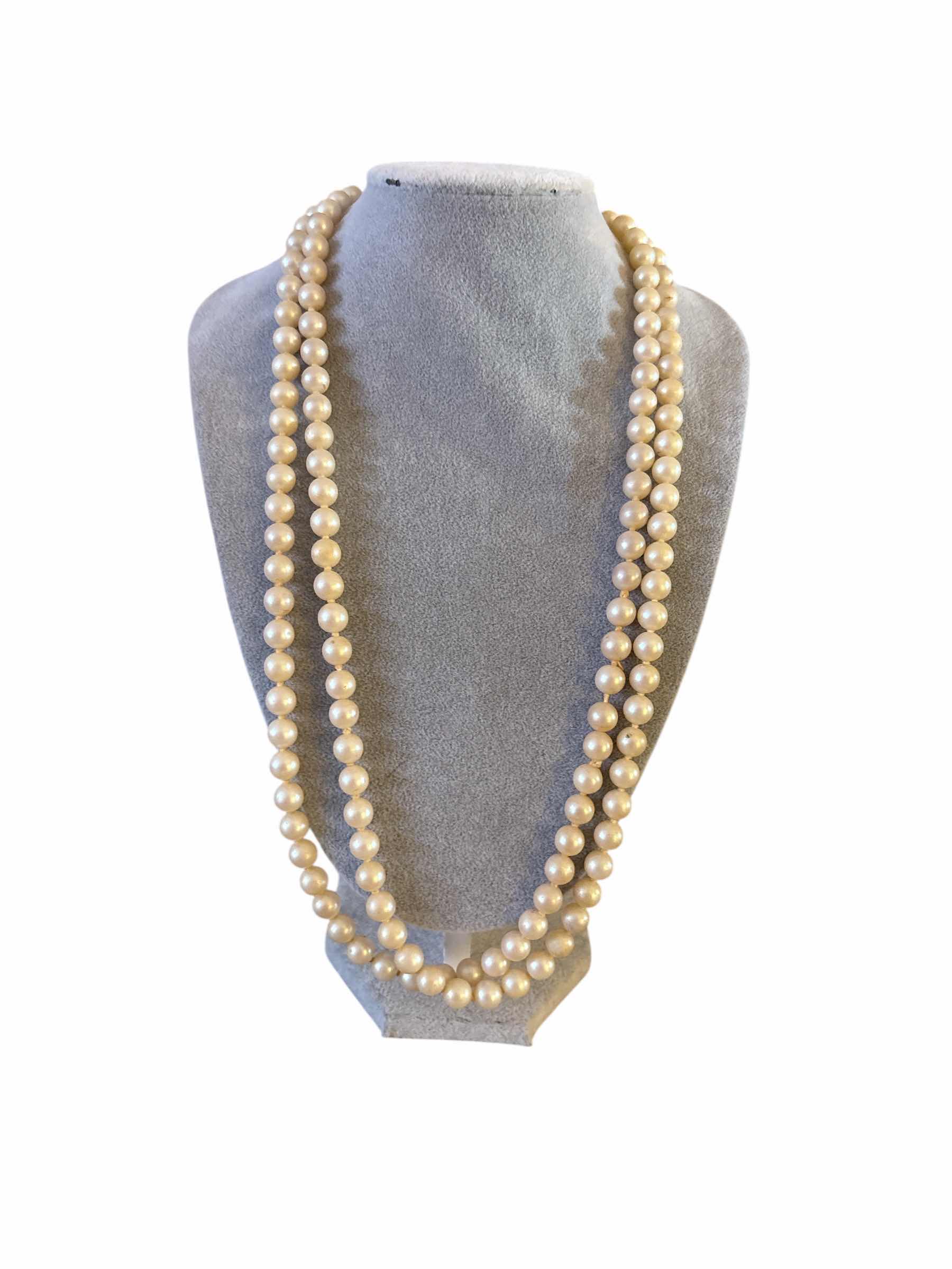 Photo 1 of FAUX PEARL NECKLACE 28”