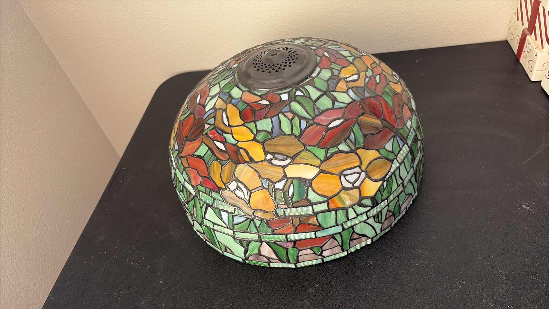 Photo 1 of STAINED GLASS TIFFANY STYLE LAMP SHADE 18” X H10”