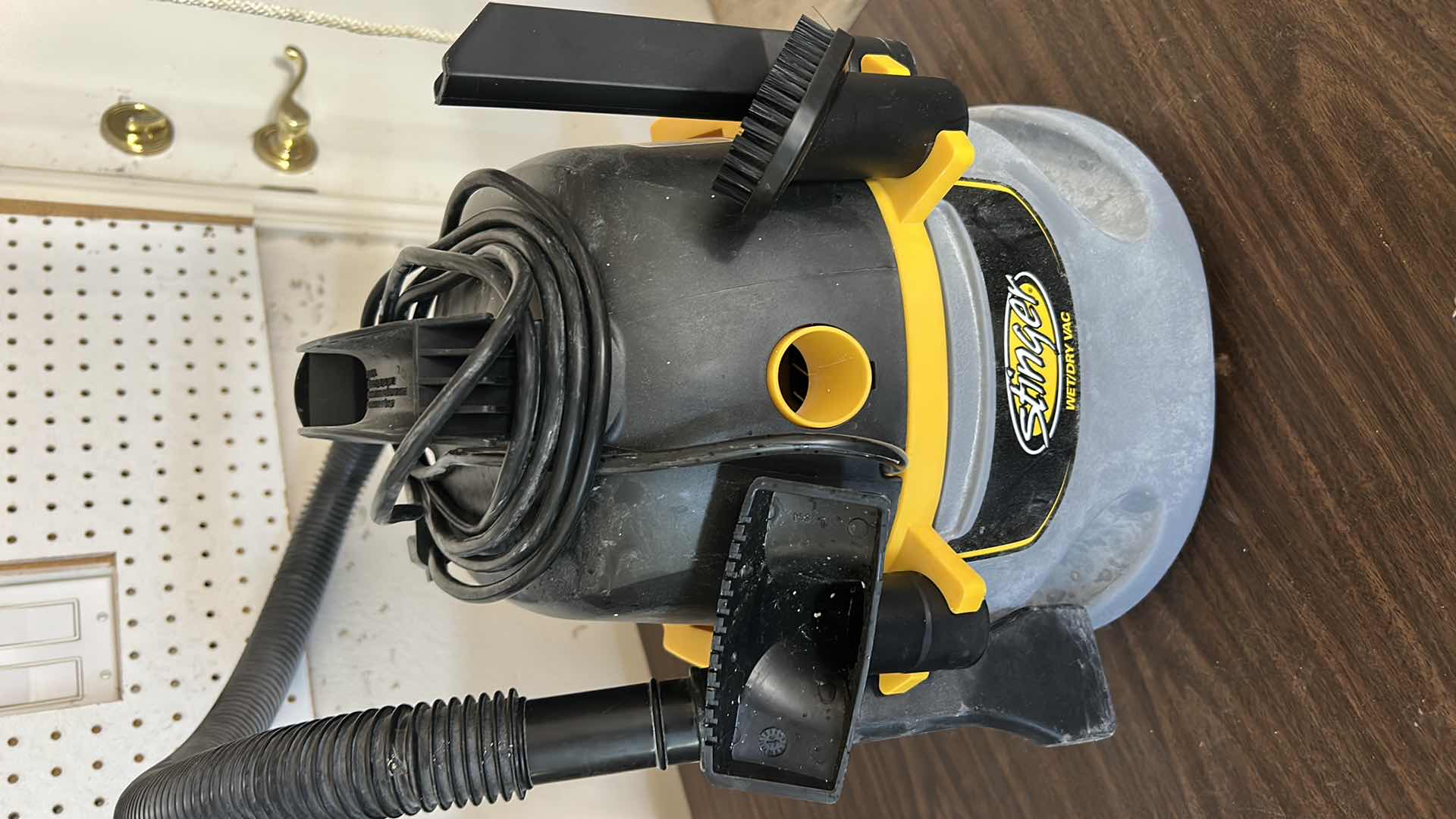 Photo 1 of STINGER WET/DRY VAC