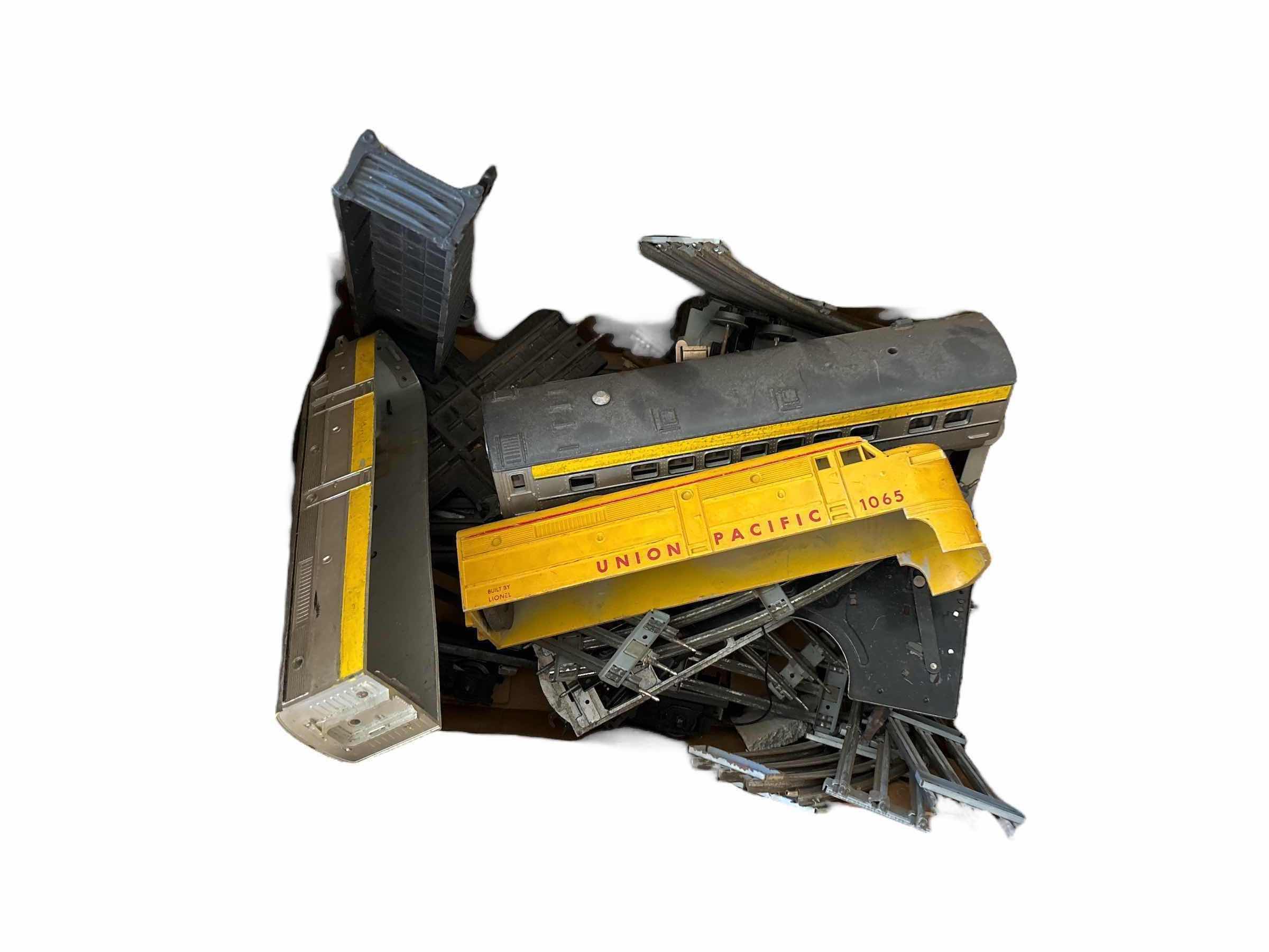 Photo 1 of VINTAGE CABELAS TRAIN SET AND TRACKS NEED REPAIR
