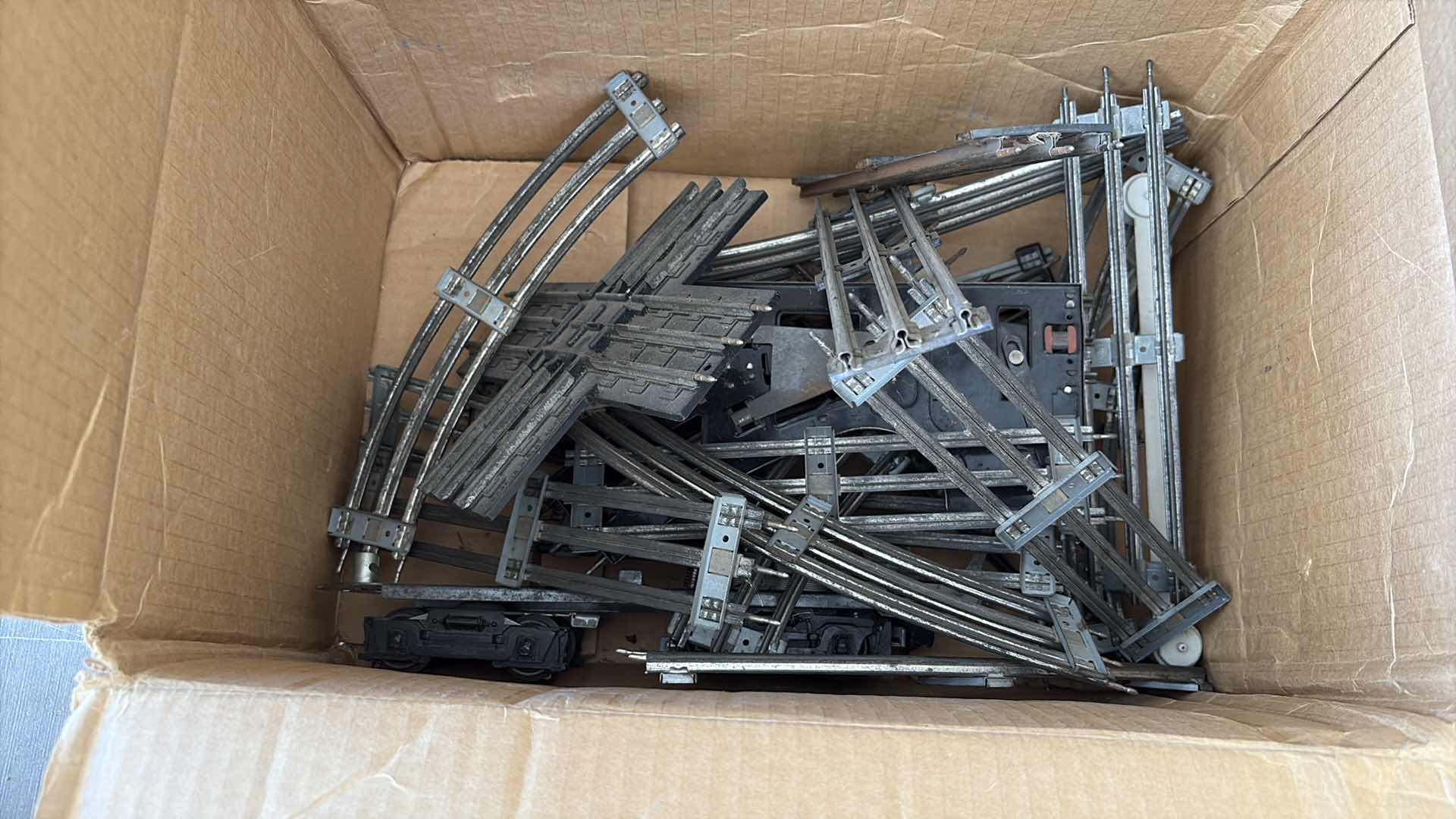 Photo 1 of VINTAGE CABELAS TRAIN SET AND TRACKS NEED REPAIR