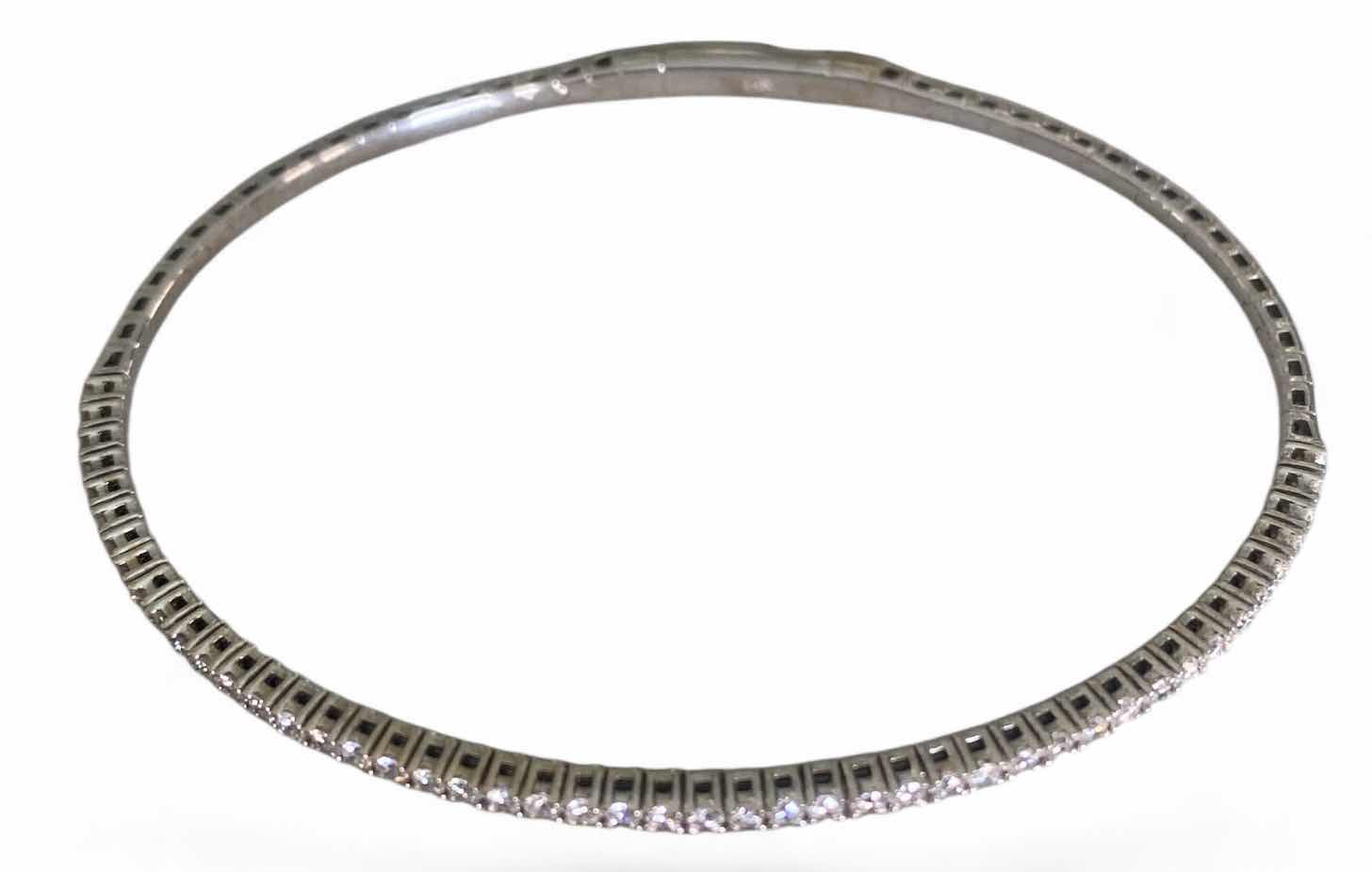 Photo 1 of 14K WHITE GOLD 1cwt DIAMOND FLEX BANGLE BRACELET 5.4 TTL G #2