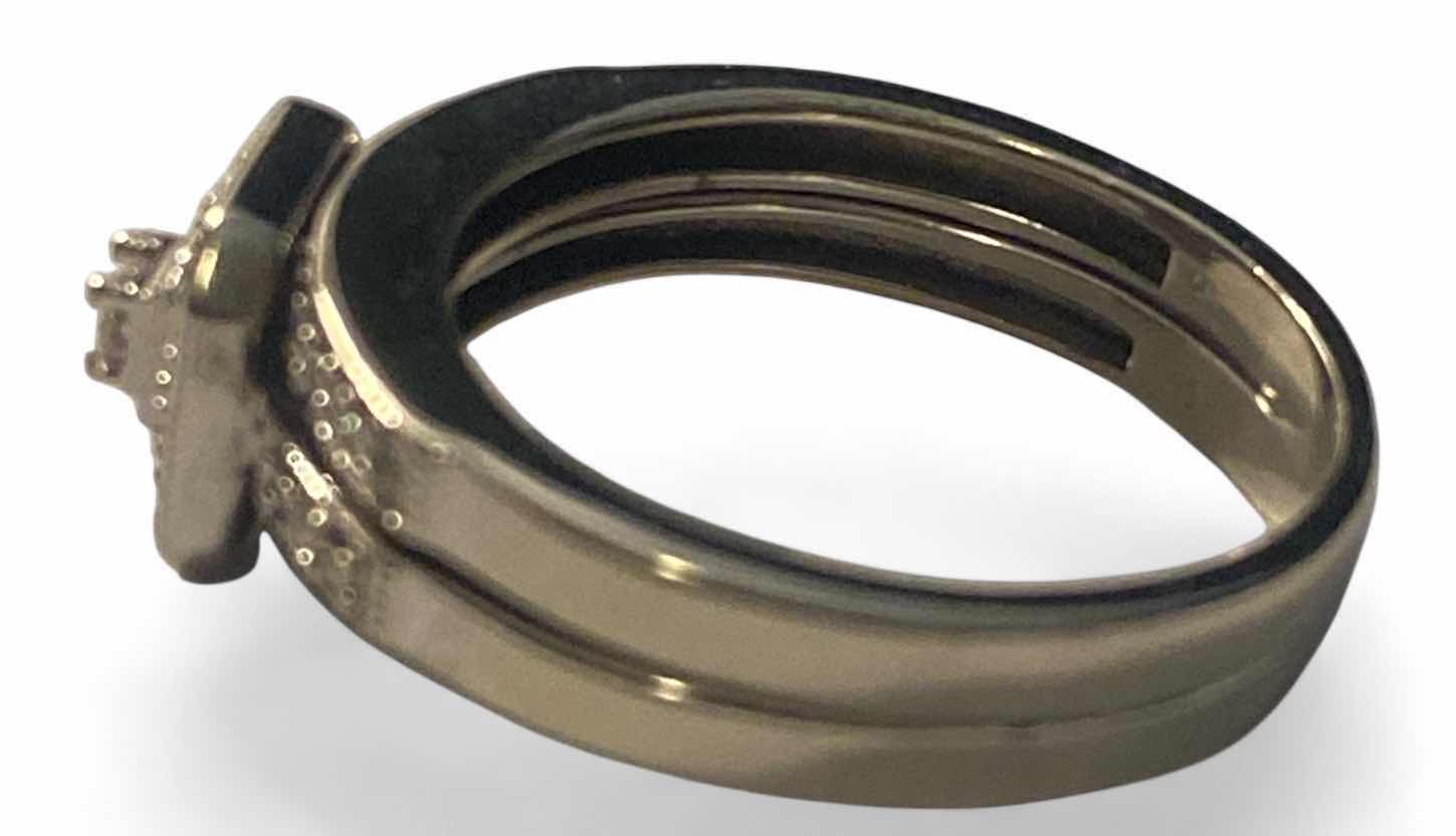 Photo 1 of 10K WHITE GOLD 0.50ctw DIAMOND 2.9G RING SIZE 4 3/4  #51