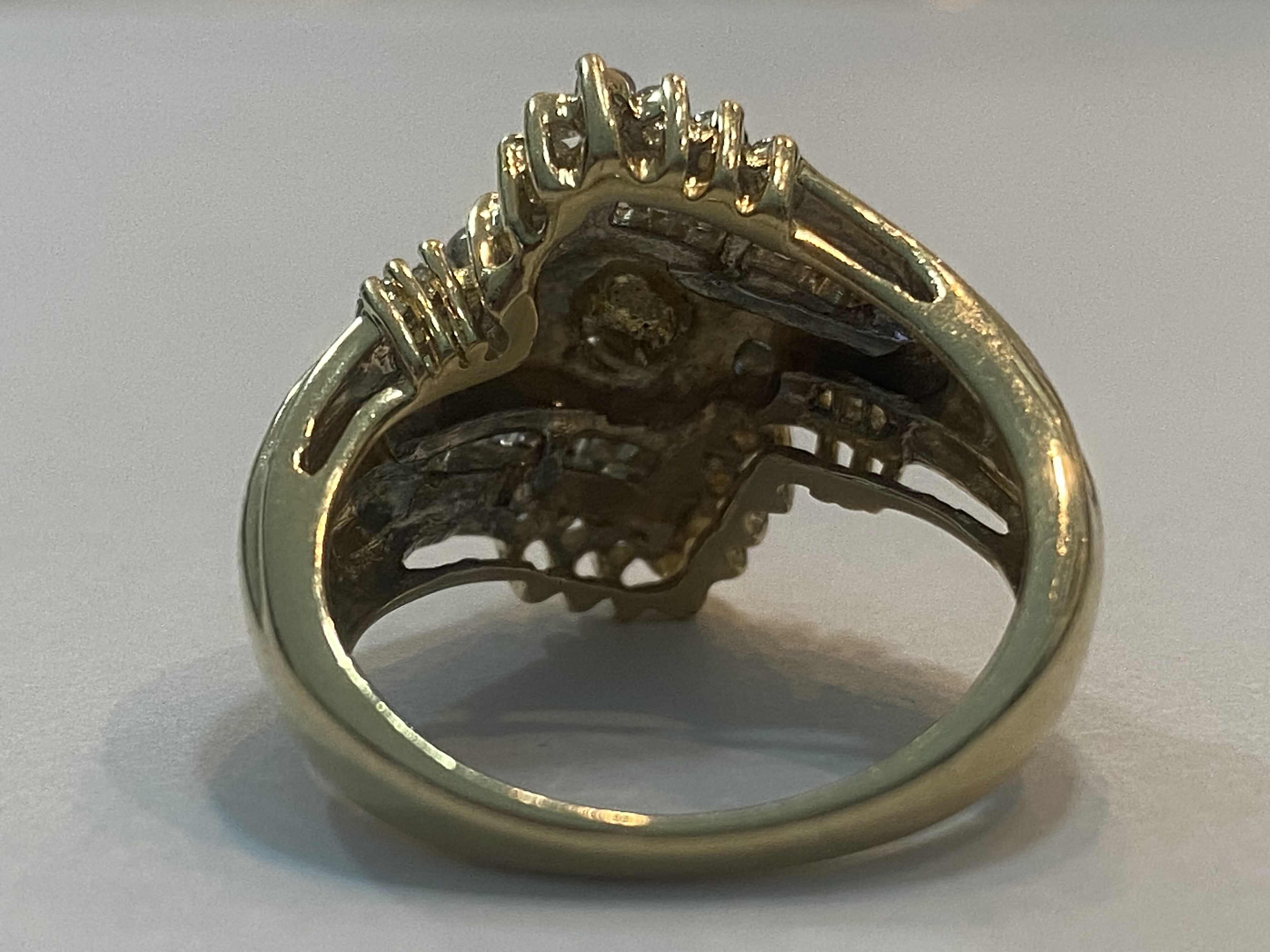 Photo 1 of 14K YELLOW GOLD w 1cwt DIAMOND RING 7.5G SIZE 6 #8
