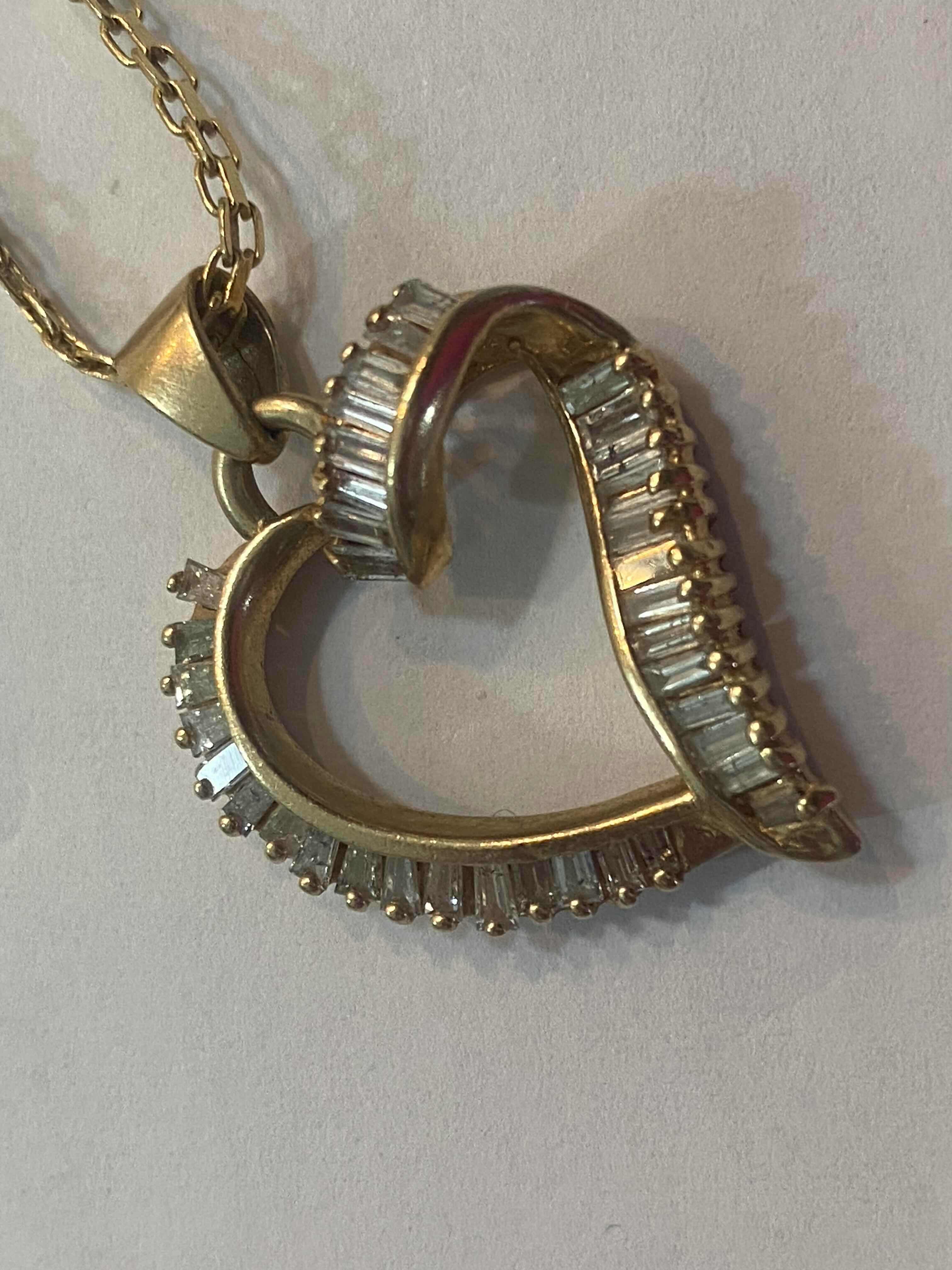 Photo 1 of 14K YELLOW GOLD w 2cwt DIAMOND HEART PENDANT NECKLACE 8 TTL G, CHAIN 19 1/2” #18A