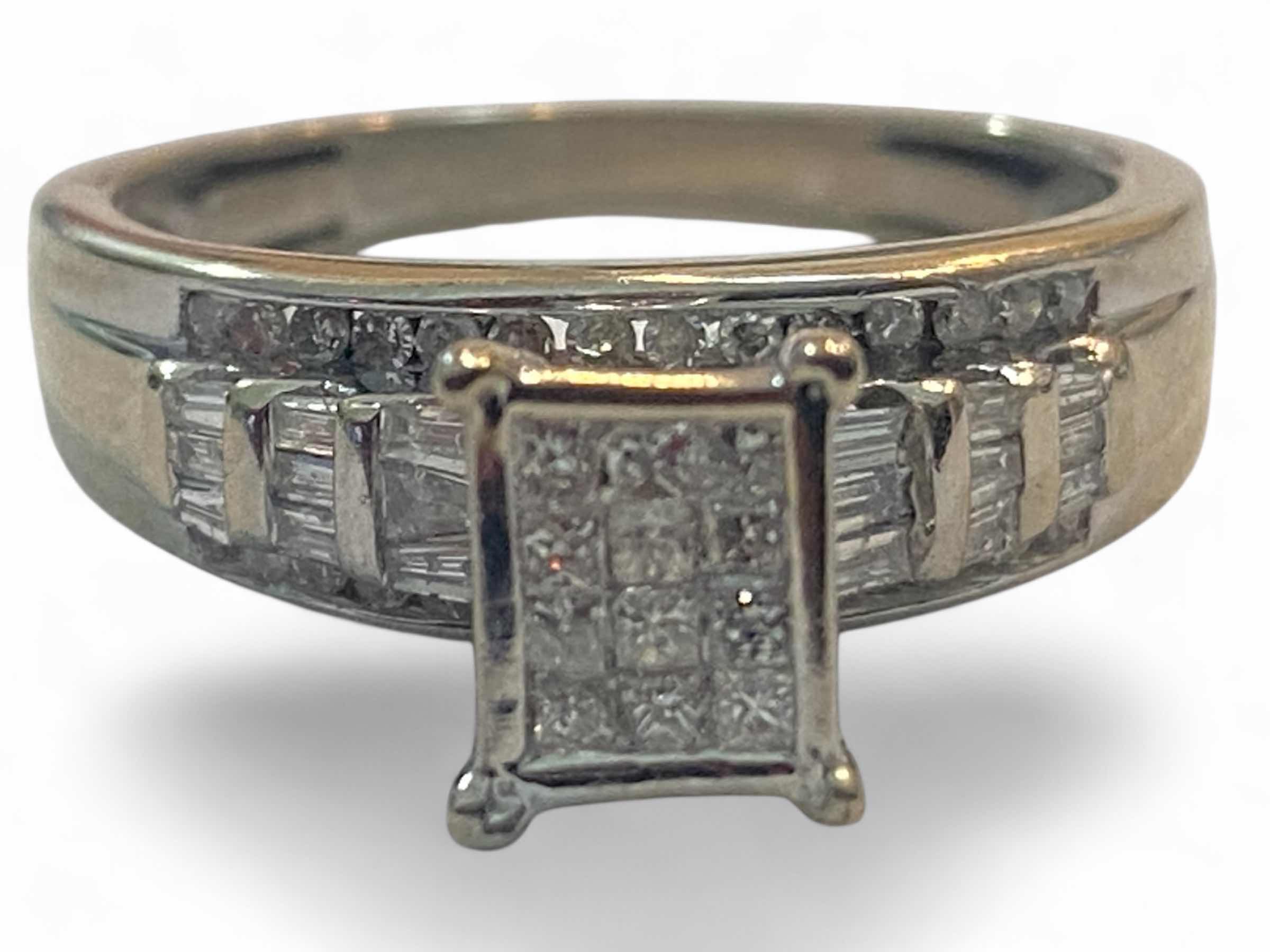 Photo 1 of 10K WHITE GOLD 1cwt DIAMONDS 3.4G RING SIZE 6 #40