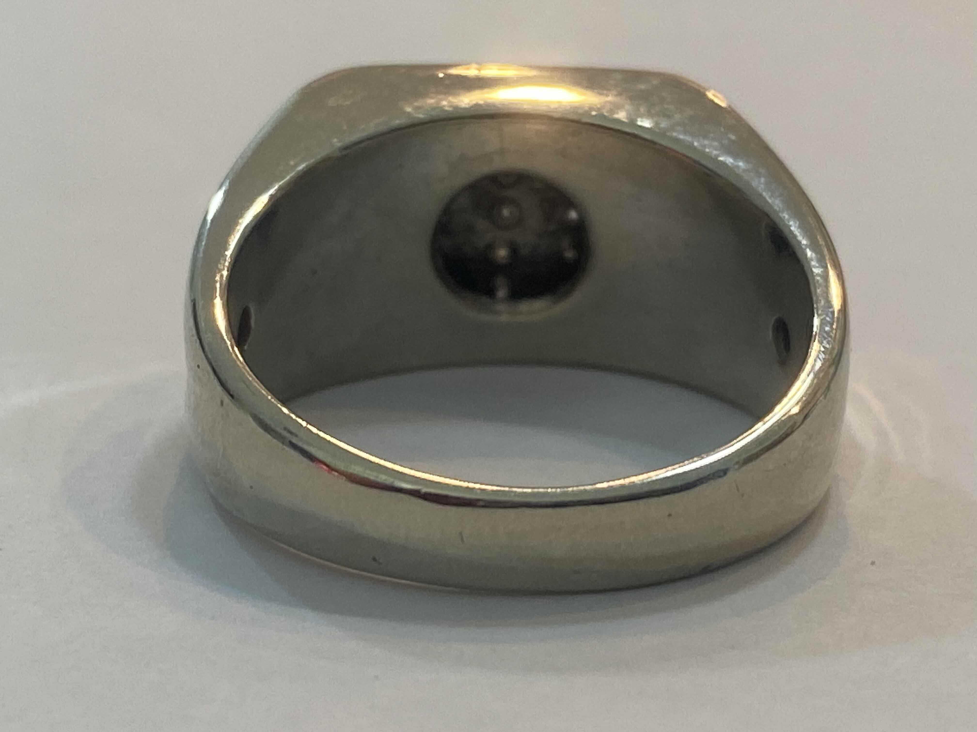 Photo 1 of 10K WHITE GOLD 0.50ctw DIAMONDS RING 7.5G SIZE 9 1/2 #45