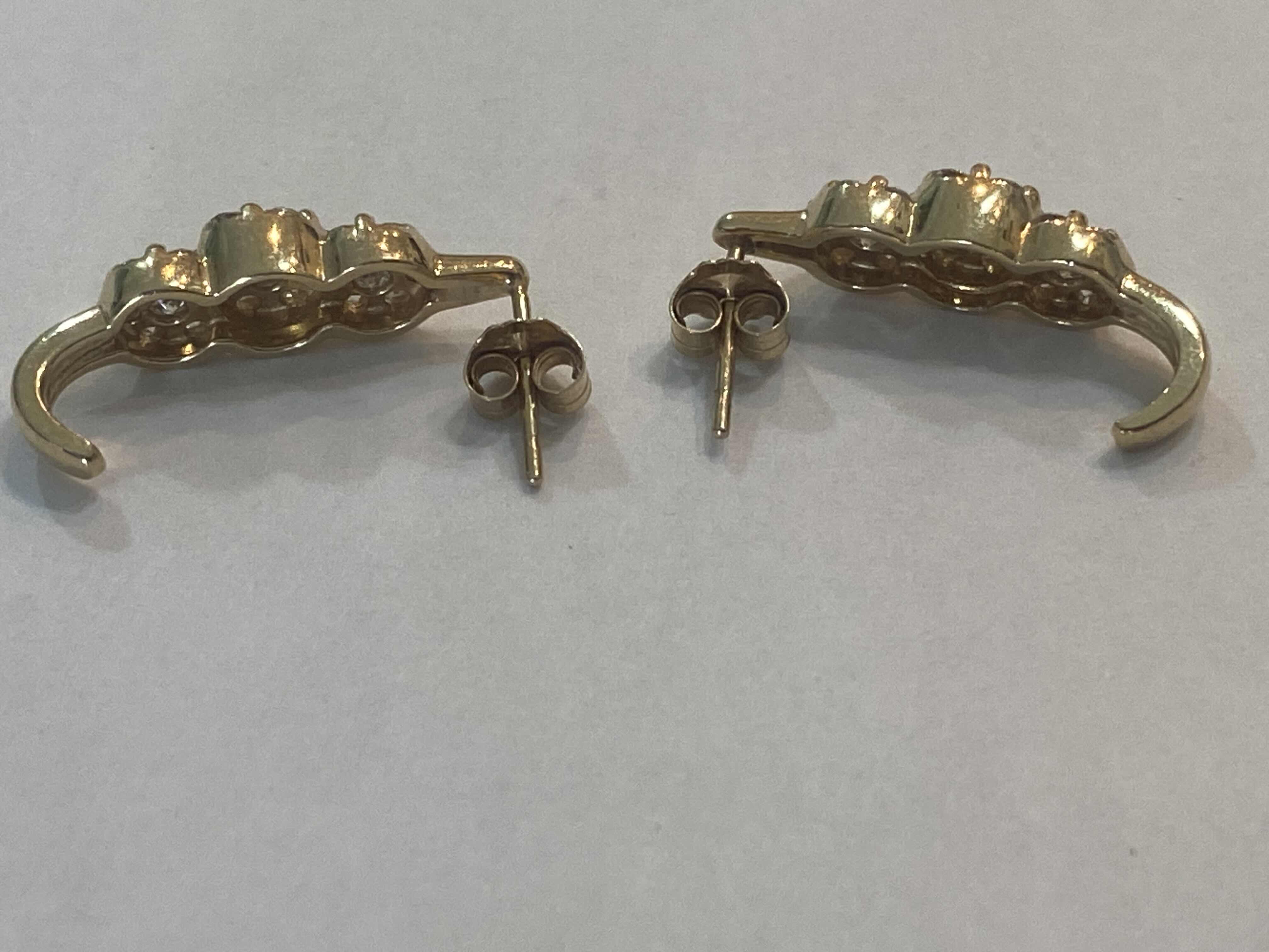 Photo 1 of 14K YELLOW GOLD 1cwt DIAMOND EARRINGS 3.6 TTL G #12
