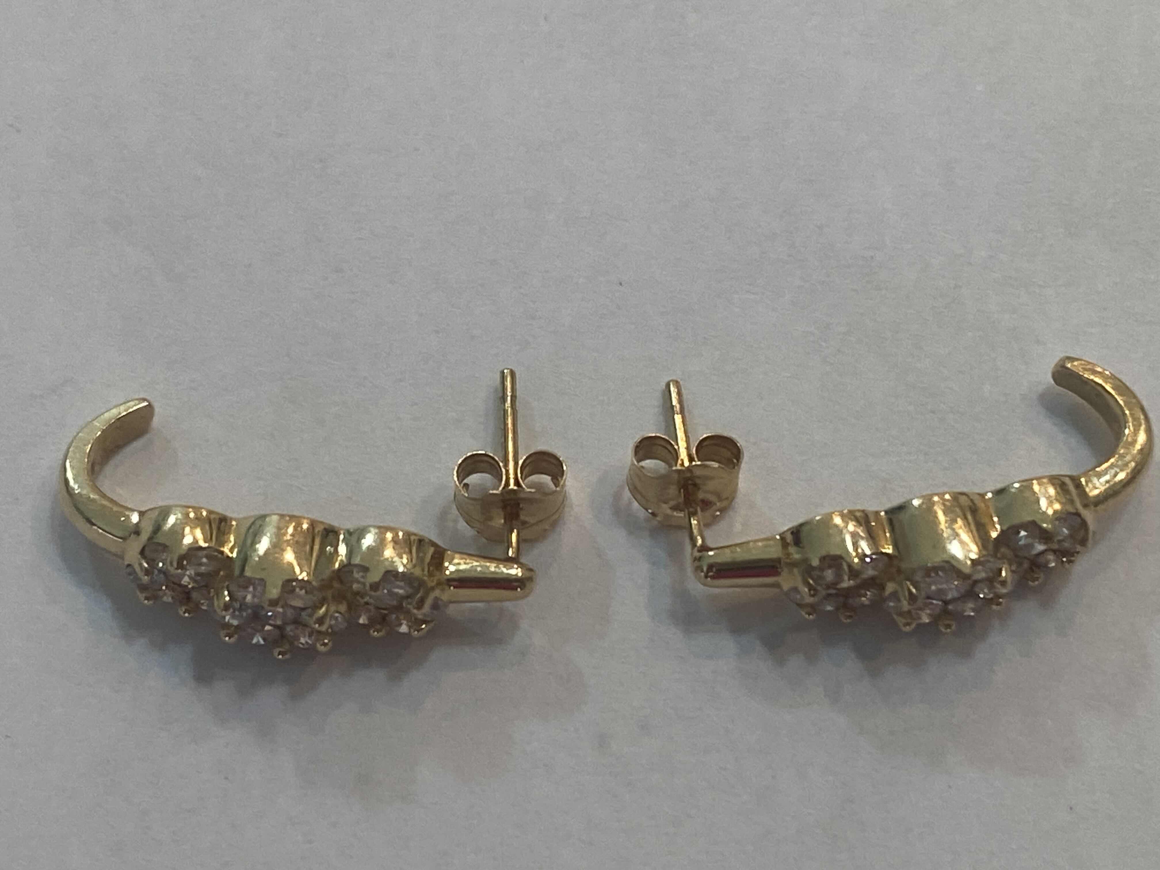 Photo 1 of 14K YELLOW GOLD 1cwt DIAMOND EARRINGS 3.6 TTL G #12