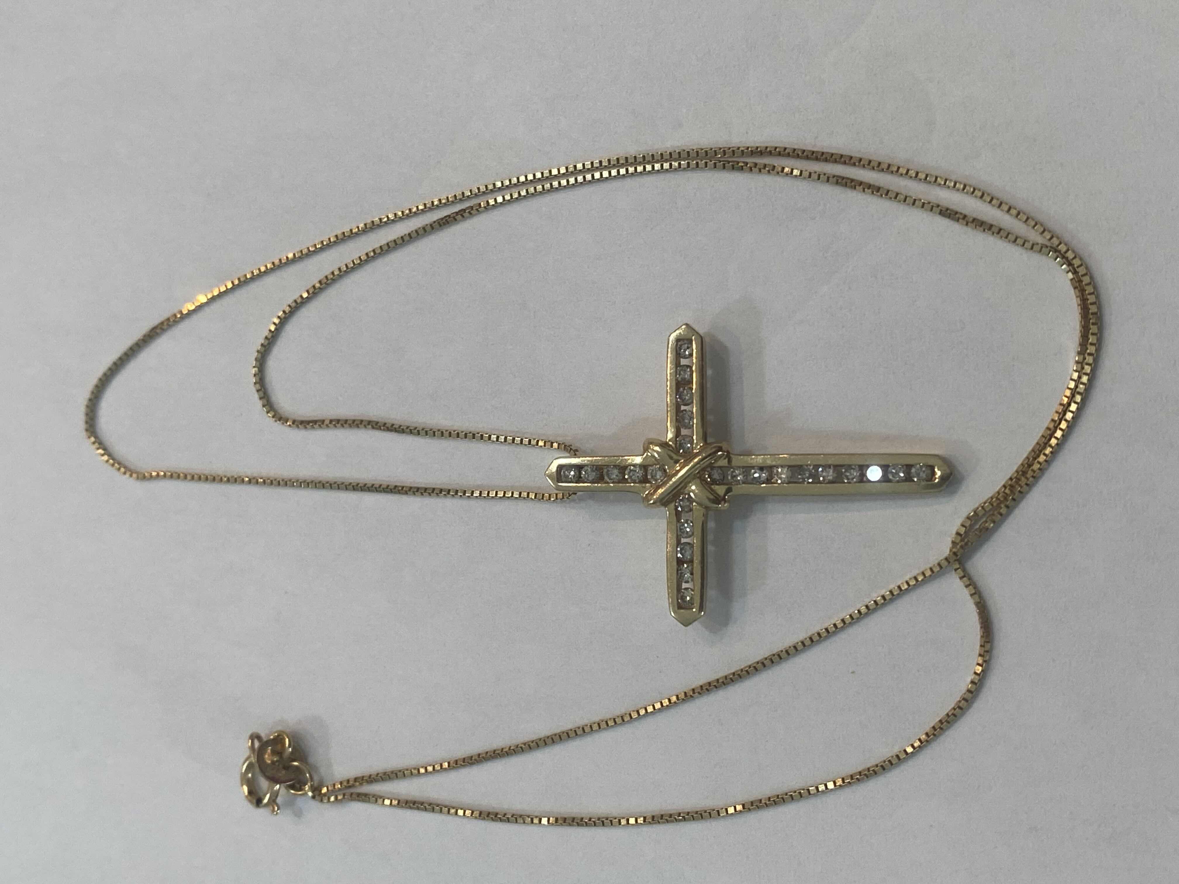 Photo 1 of 14K YELLOW GOLD 0.50cwt DIAMONDS CROSS PENDANT NECKLACE 4.7G CHAIN 19” #28