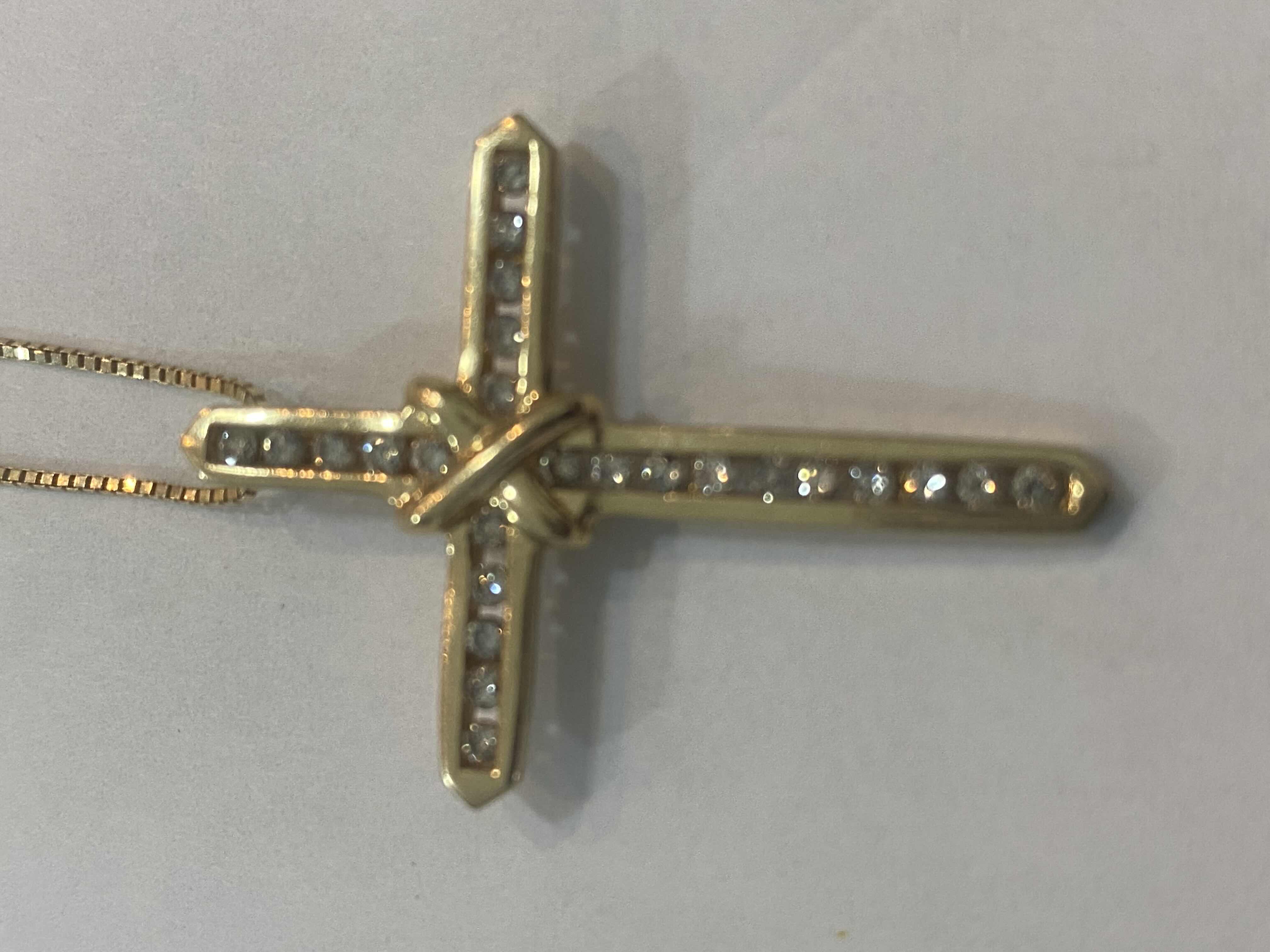 Photo 1 of 14K YELLOW GOLD 0.50cwt DIAMONDS CROSS PENDANT NECKLACE 4.7G CHAIN 19” #28