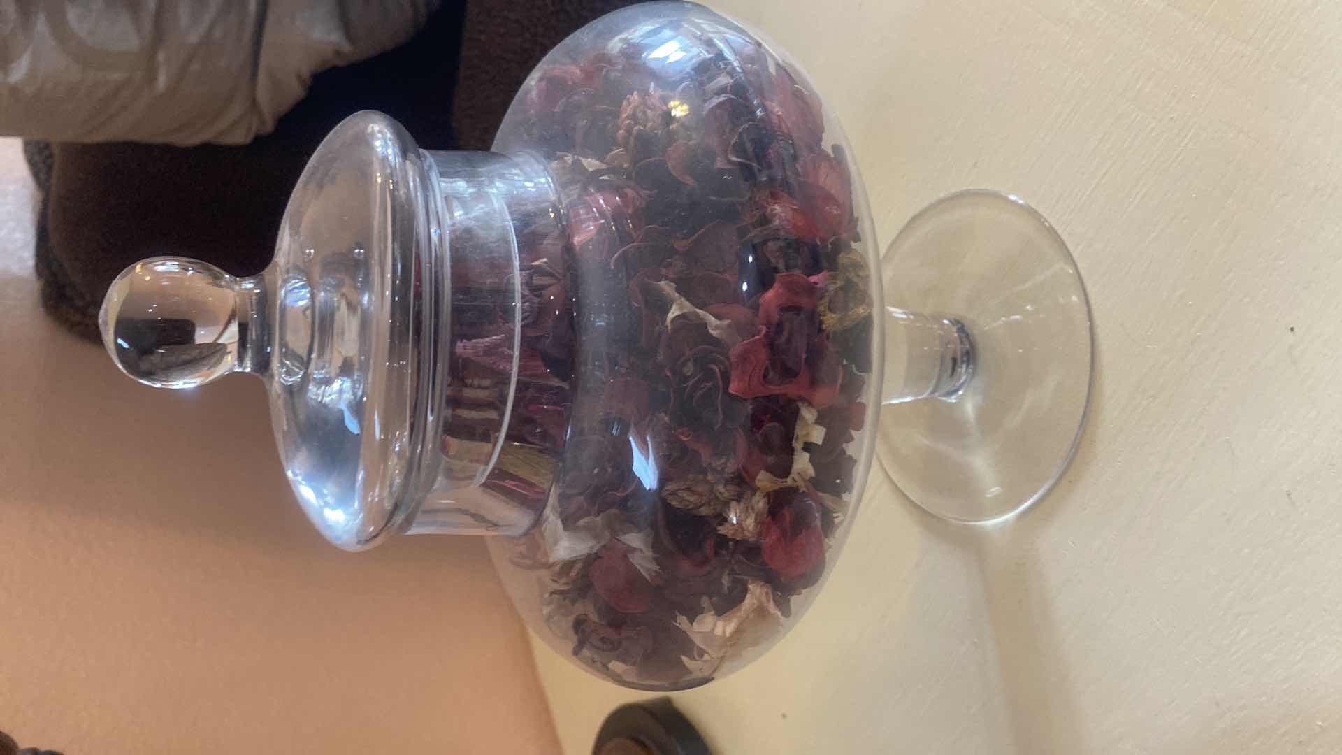 Photo 1 of COVERED. GLASS POTPOURRI VASE & PINK ART GLASS. BIRD TALLEST H11”