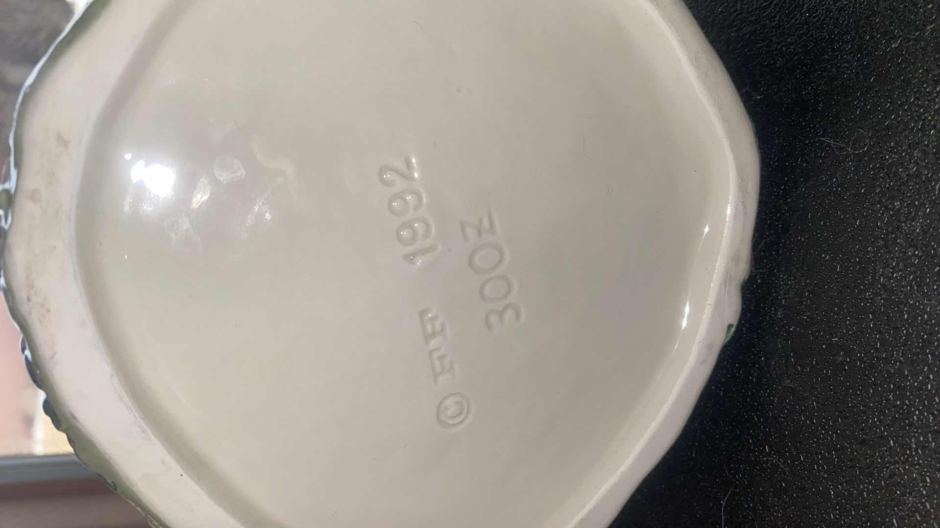 Photo 1 of 1992 FITZ & FLOYD ALICE IN WONDERLAND TEA POT COLLECTABLE