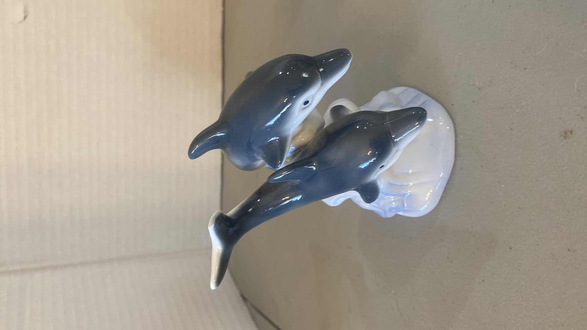 Photo 1 of 3 - PORCELAIN VASES & FIGURINES H5”