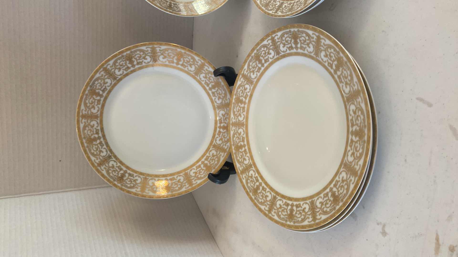 Photo 1 of 8 ROYAL VIENA CHINA 4 PLATES 10 1/2” & 4 SOUP BOWLS