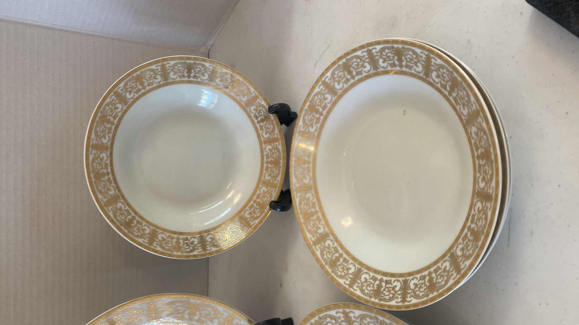 Photo 1 of 8 ROYAL VIENA CHINA 4 PLATES 10 1/2” & 4 SOUP BOWLS