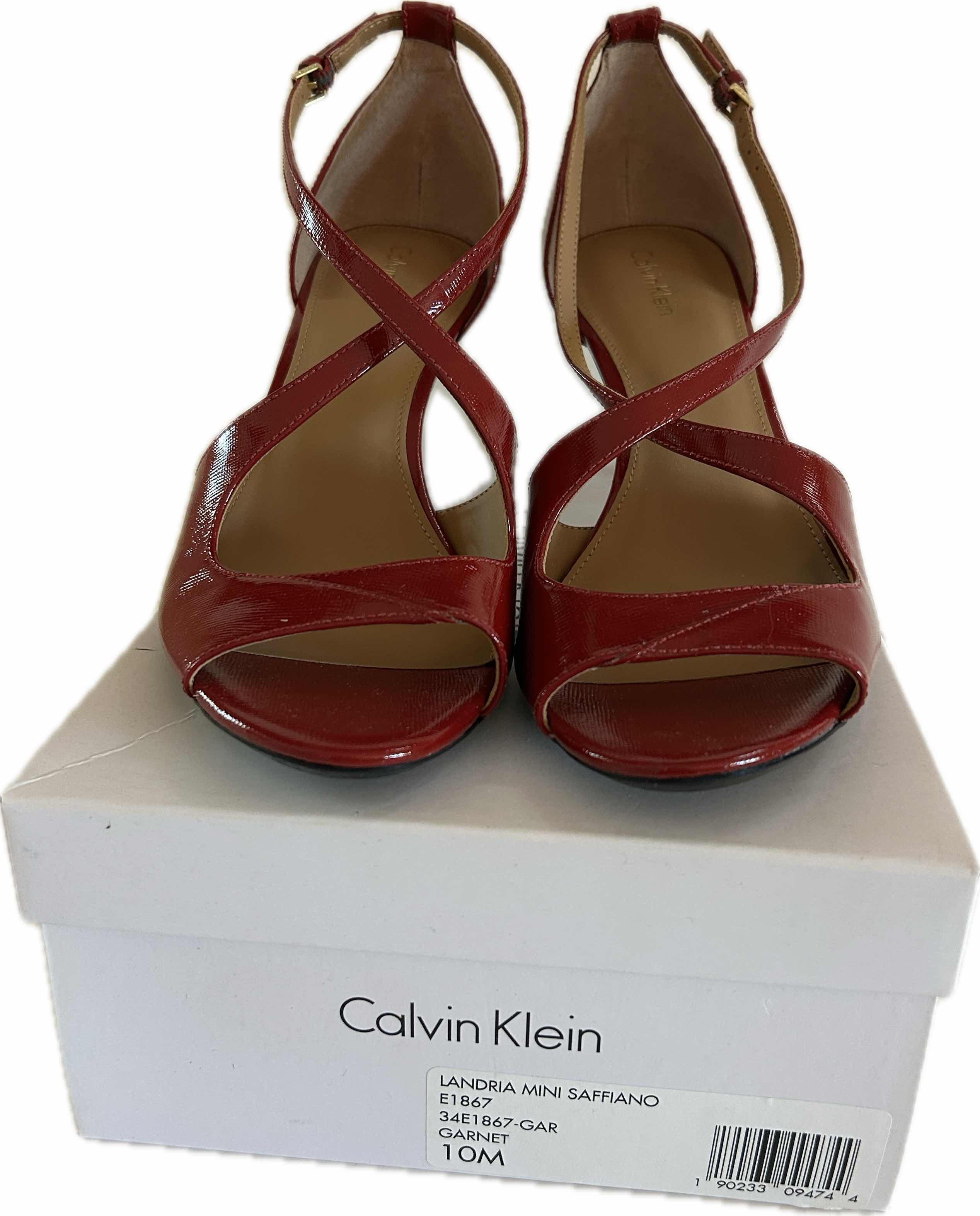 Photo 1 of WOMENS CALVIN KLEIN LANDRA MINI SAFFIANO GARNET HEELS SIZE 10