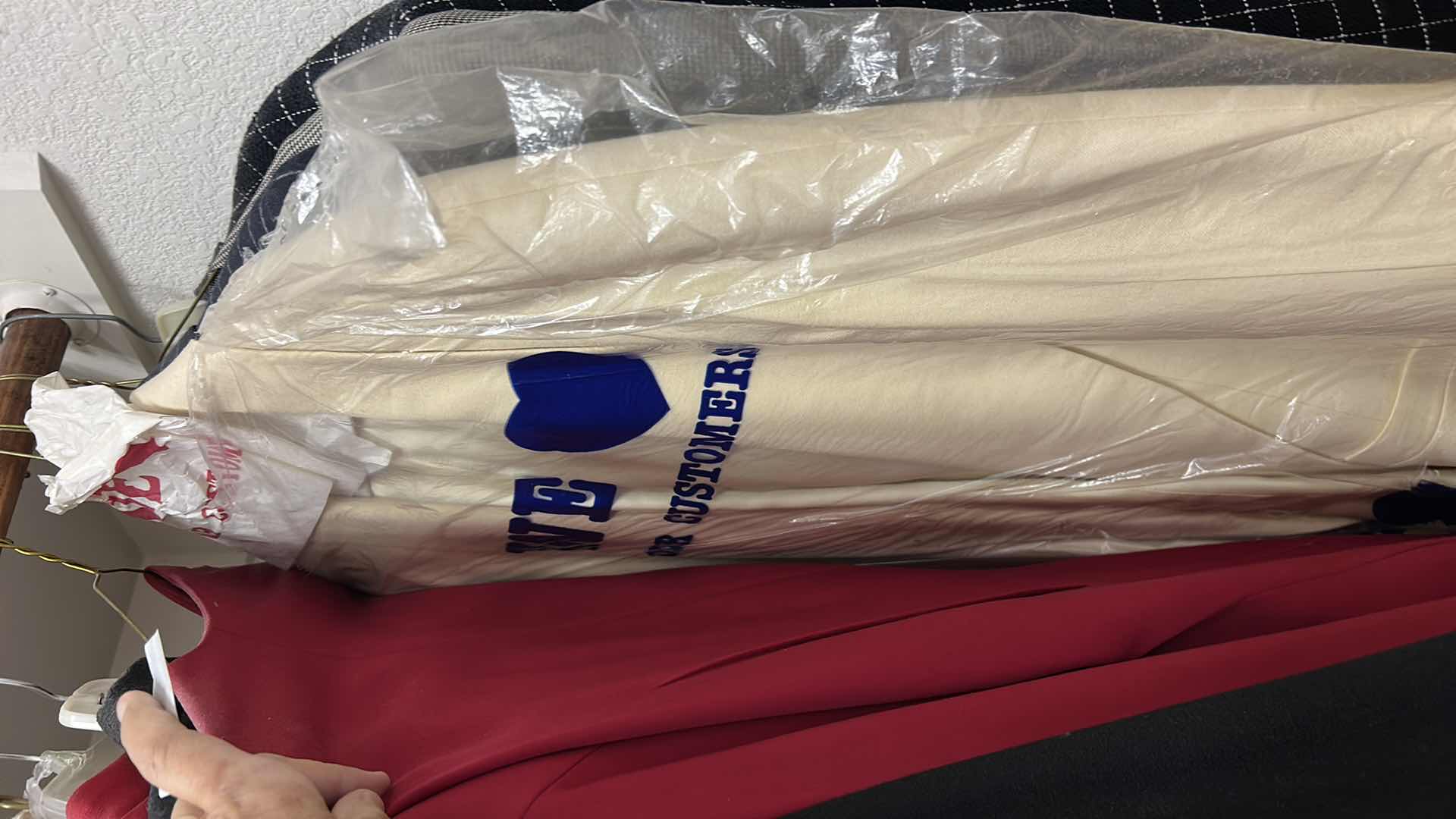 Photo 1 of WOMENSWEAR- 12 XL XXL WOMENS SUIT JACKETS & MORE