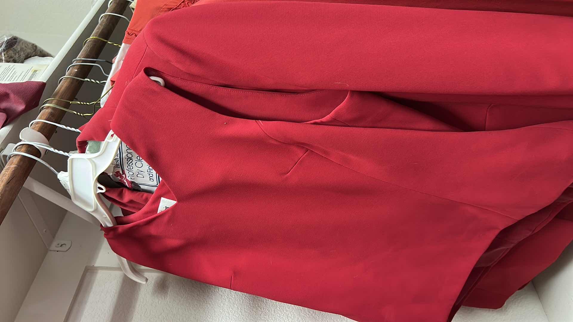 Photo 1 of 25 PCS WOMENSWEAR- XL, XXL