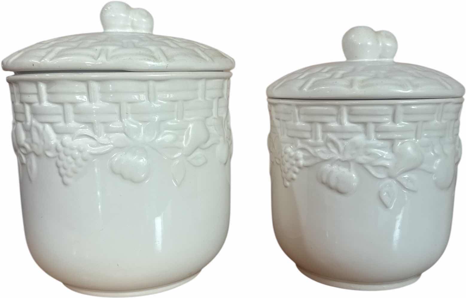 Photo 1 of 2- VINTAGE WHITE CERAMIC CLASSIC TRADITIONS CANISTERS FRUIT DESIGN
H8” AND SMALLER
