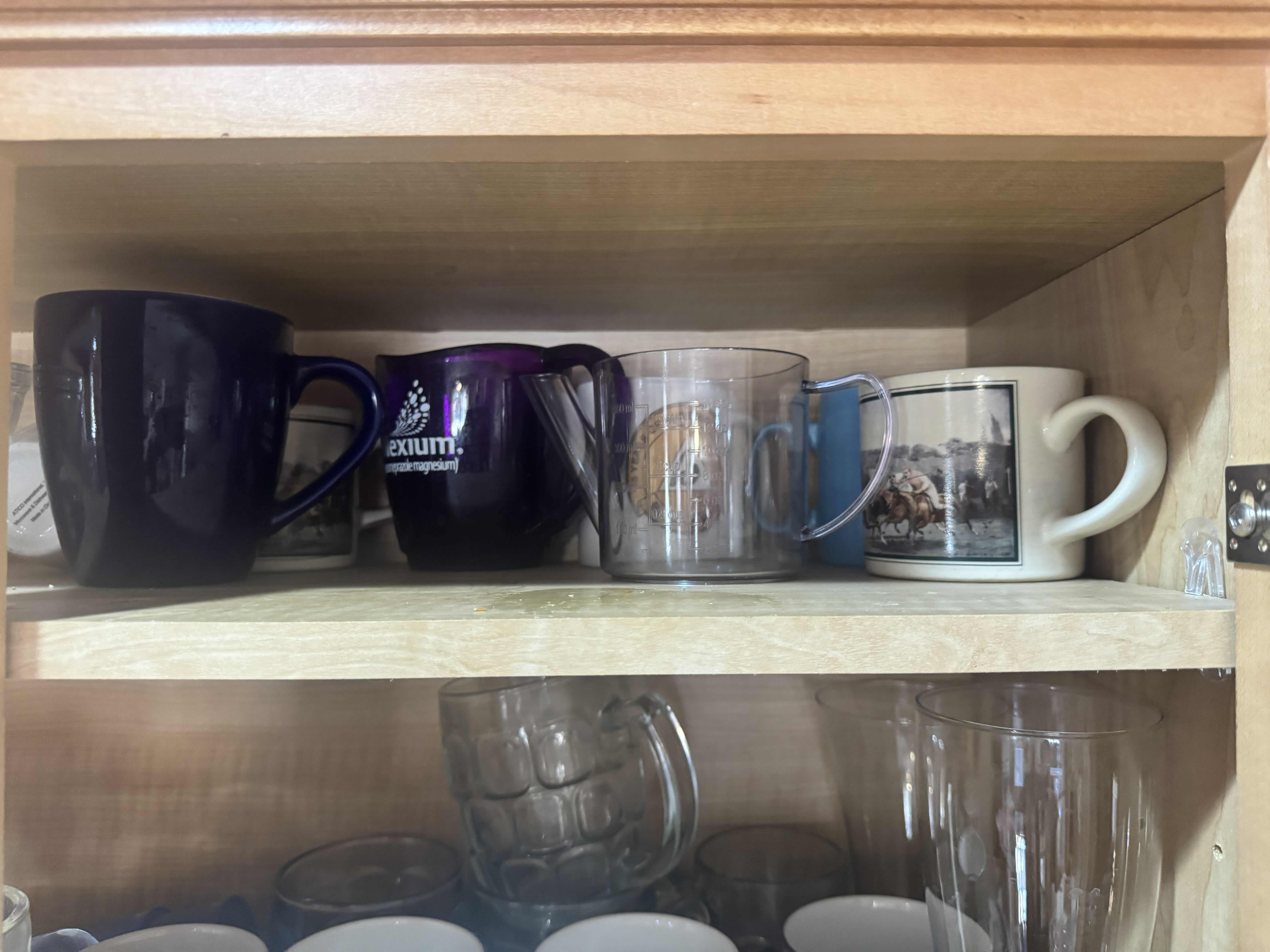 Photo 1 of CONTENTS OF CABINET