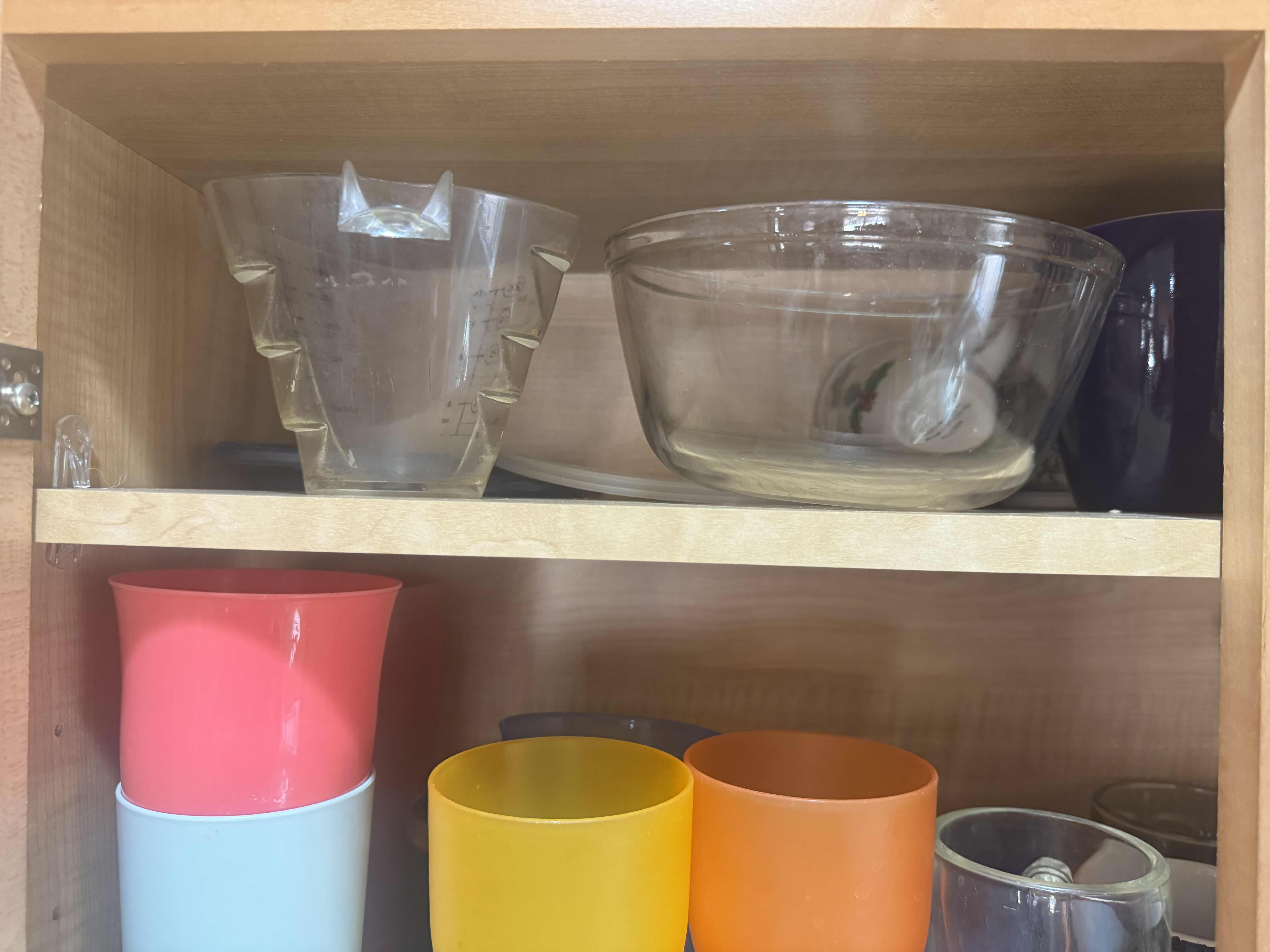 Photo 1 of CONTENTS OF CABINET