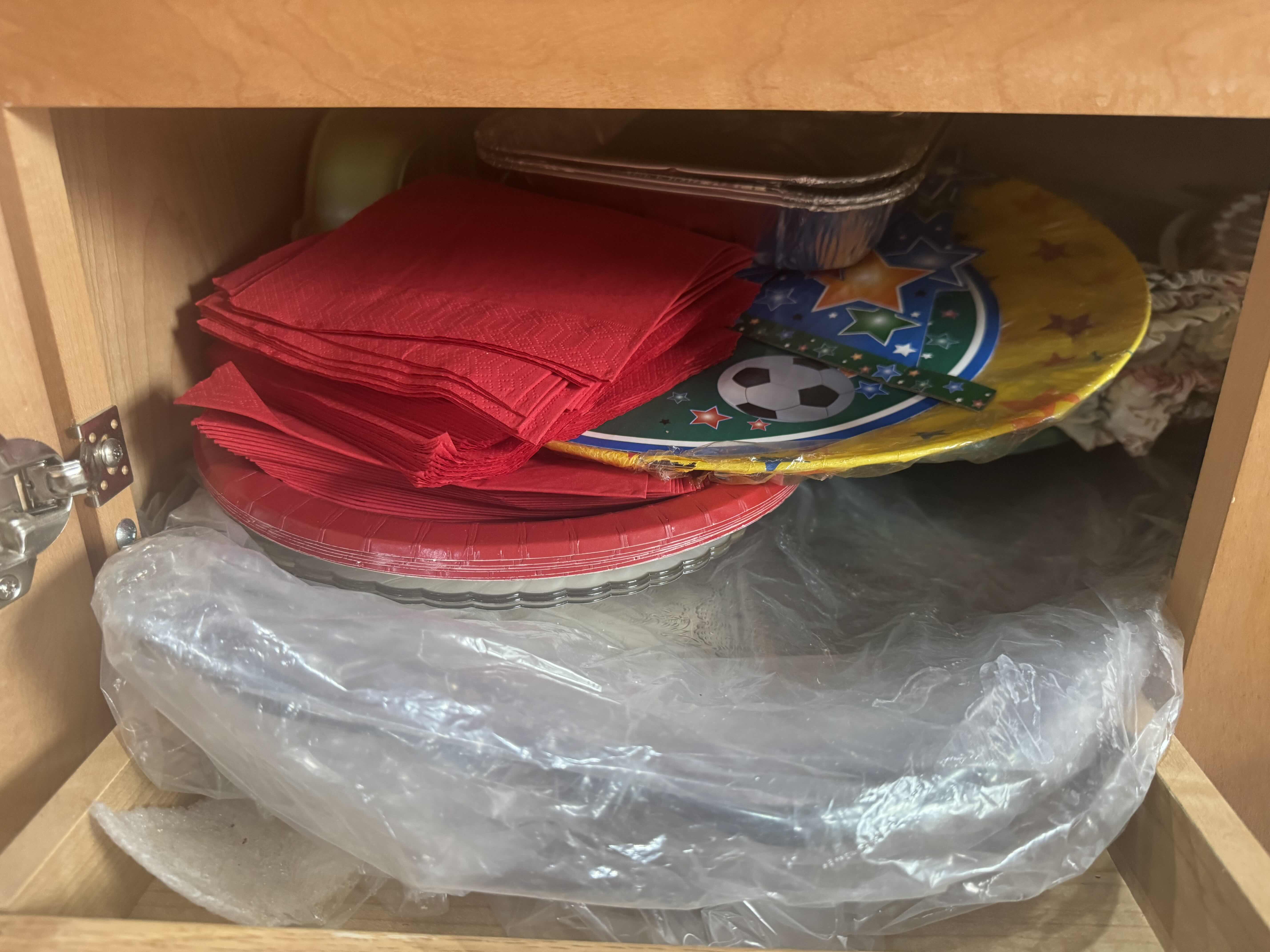 Photo 1 of CONTENTS OF CABINET