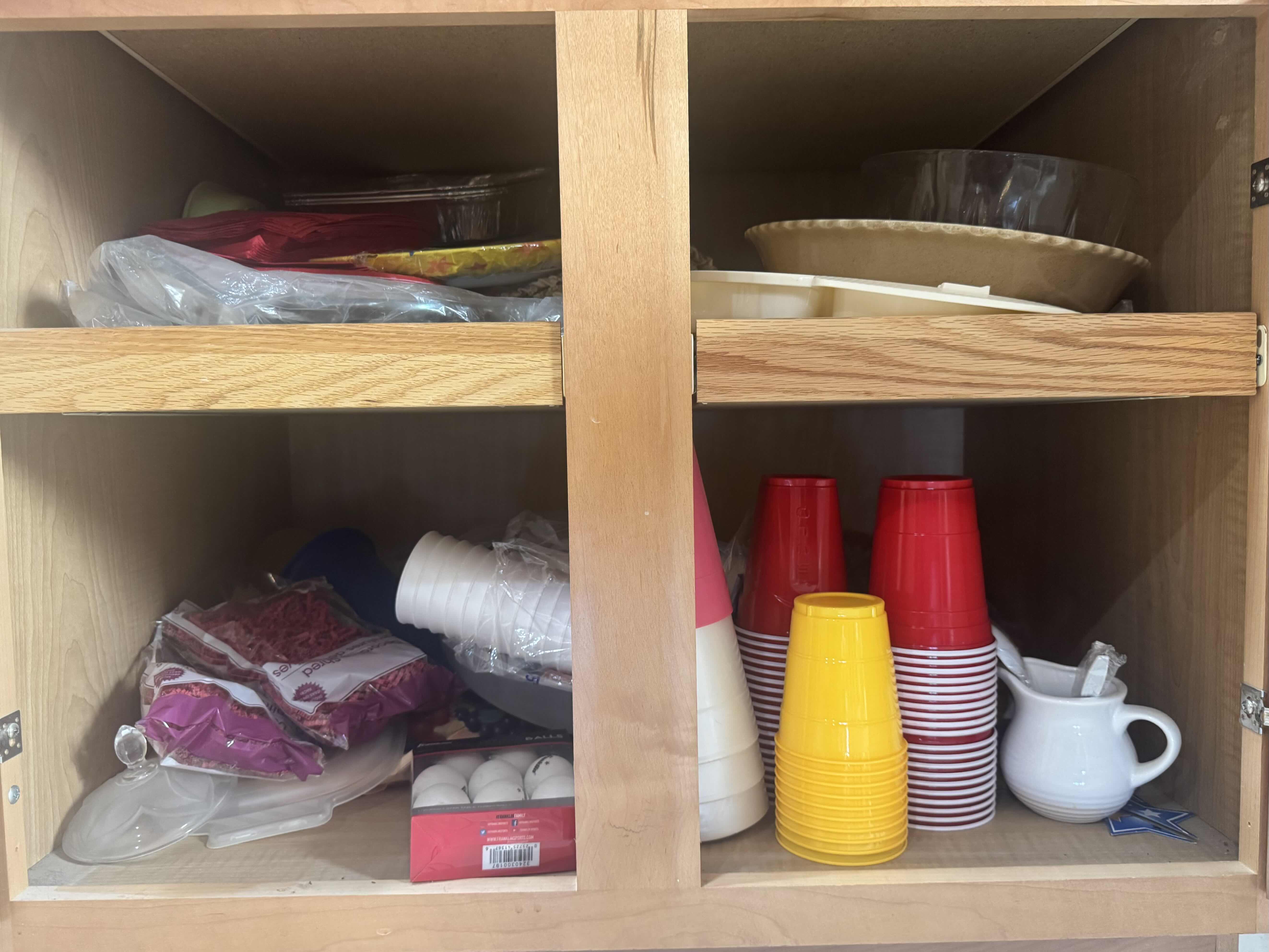 Photo 1 of CONTENTS OF CABINET
