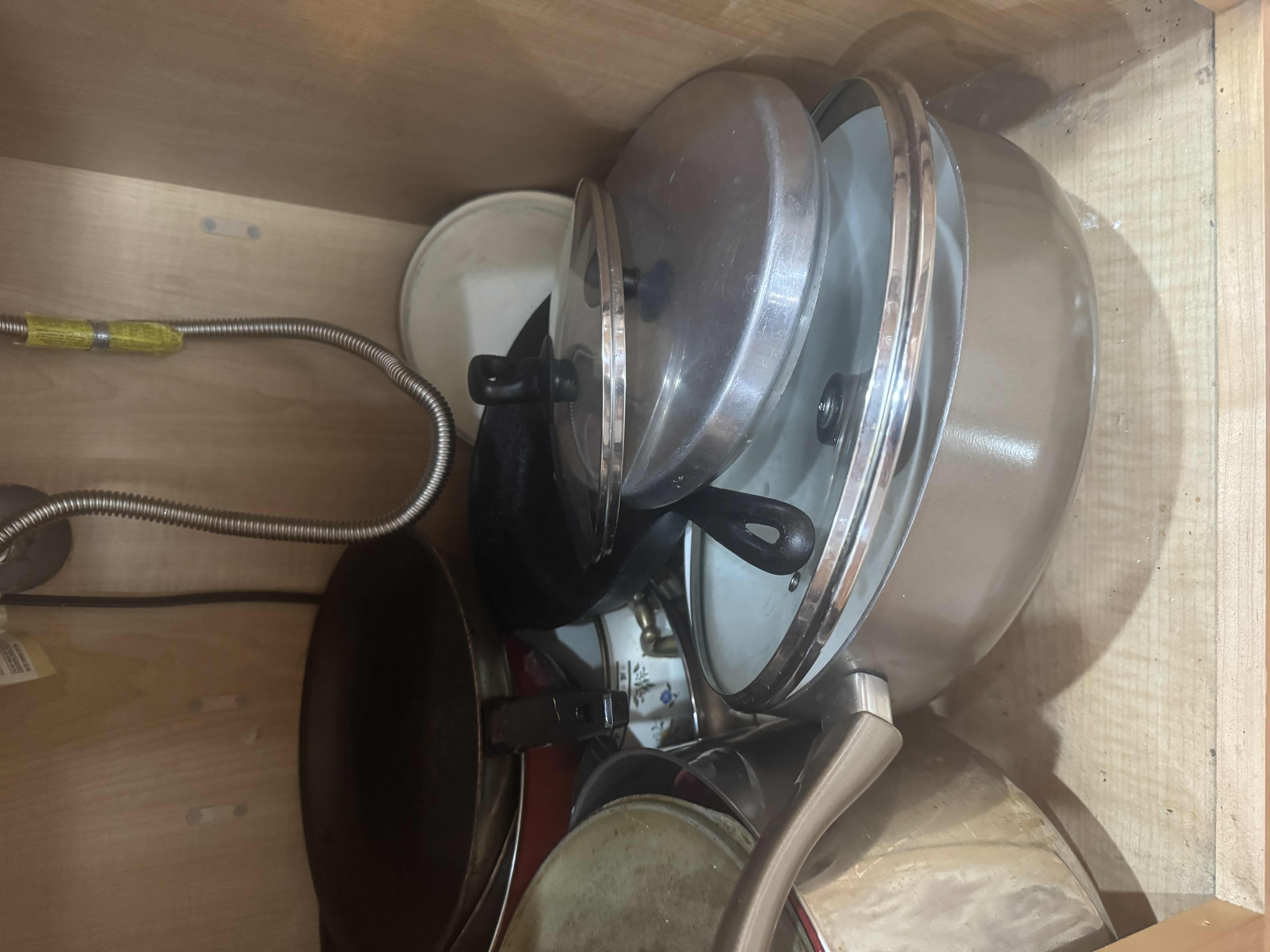 Photo 1 of CONTENTS OF CABINET