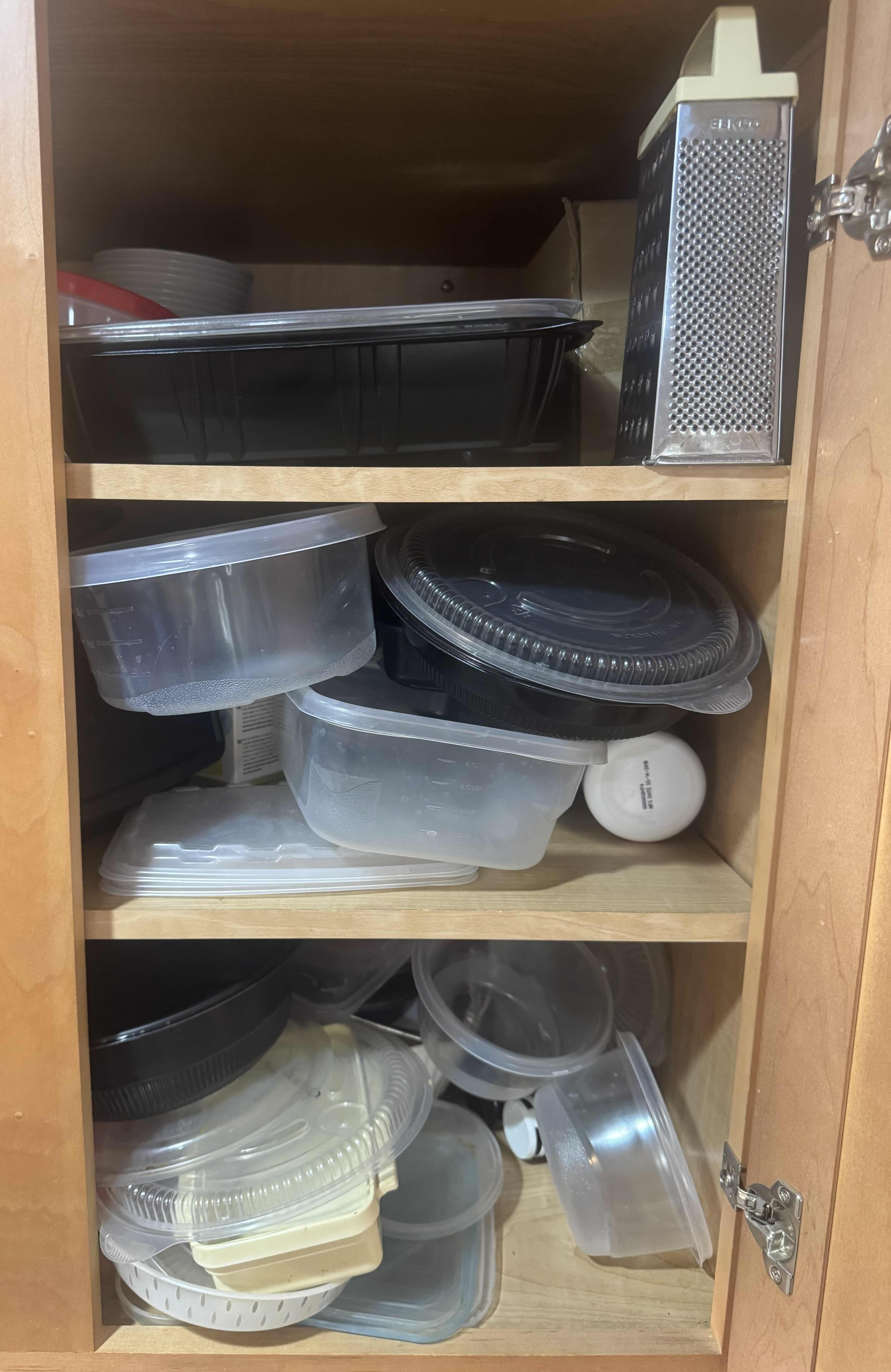Photo 1 of CONTENTS OF CABINET