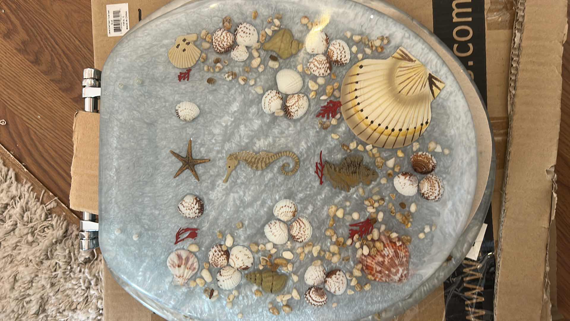 Photo 1 of NEW JEWEL SHELL RESIN OCEAN THEME TOILET SEAT