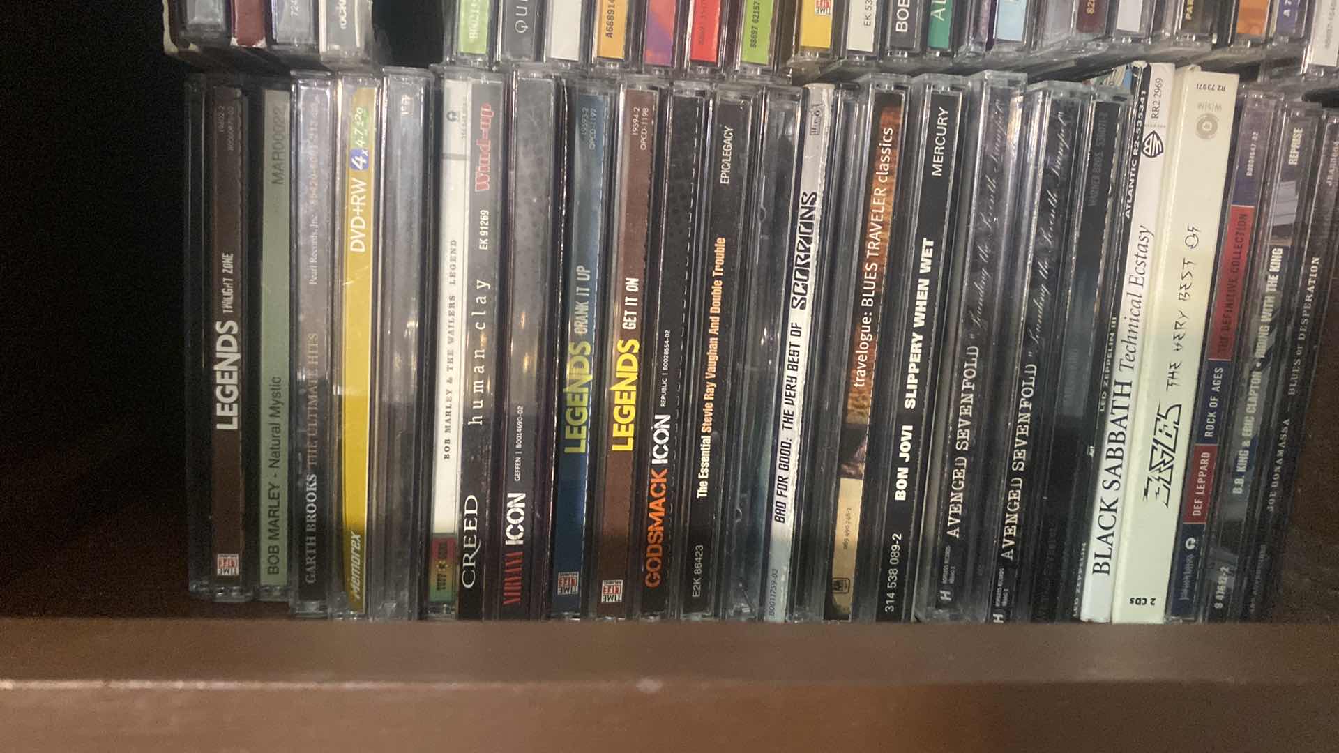 Photo 1 of 3-SHELFS CDS’s VARIOUS ARTISTS - ROCK & COUNTRY